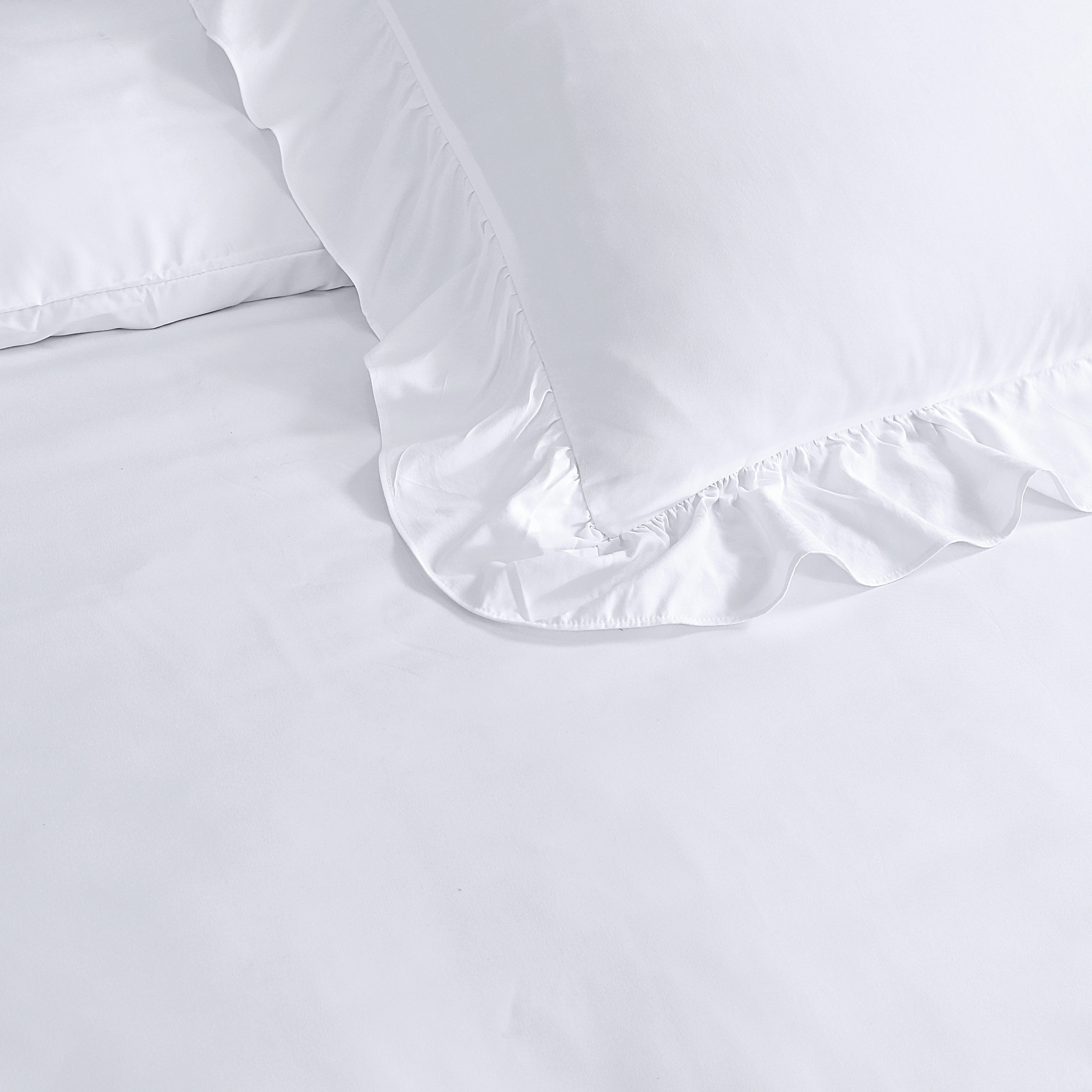 Sitheim-Europe Bettwäsche Ruffles Bettbezug & Kissenbezüge, Mikrofaser, 2 teilig