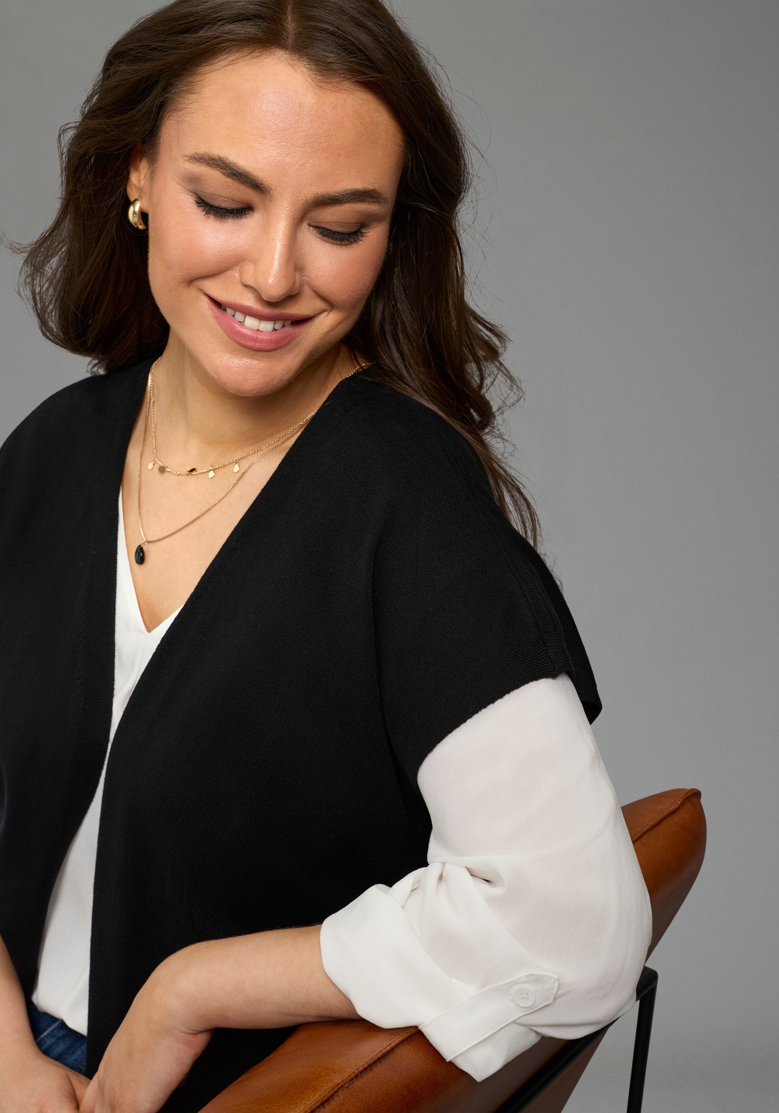 Laura Scott CURVE Strickjacke Große Größen mit lässigem, figurschmeichelndem Schnitt
