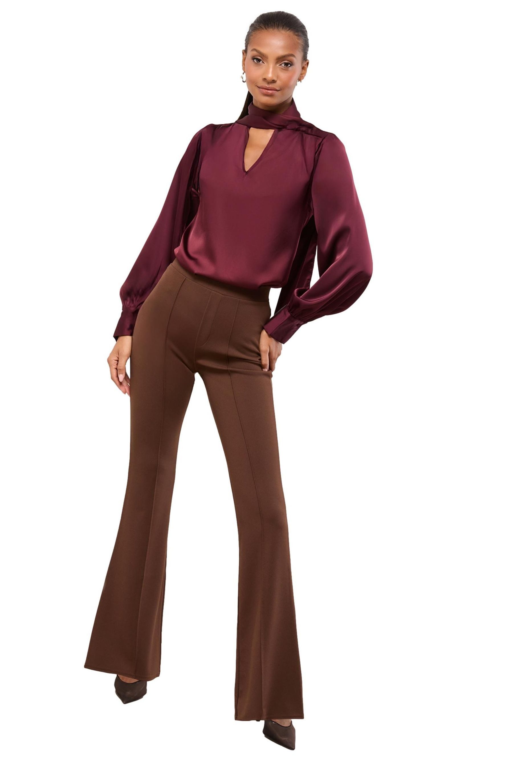 Taillenhose Lipsy ausgestellte Hose mit hoher Taille, Petite