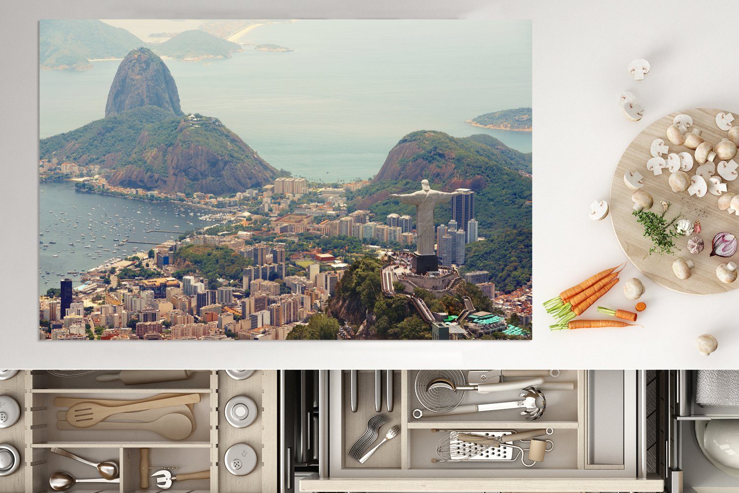 küche, Induktionskochfeld cm, Statue - Ceranfeldabdeckung de Rio für - Janeiro (1 tlg), Vinyl, Skyline, Herdblende-/Abdeckplatte 81x52 Schutz MuchoWow die
