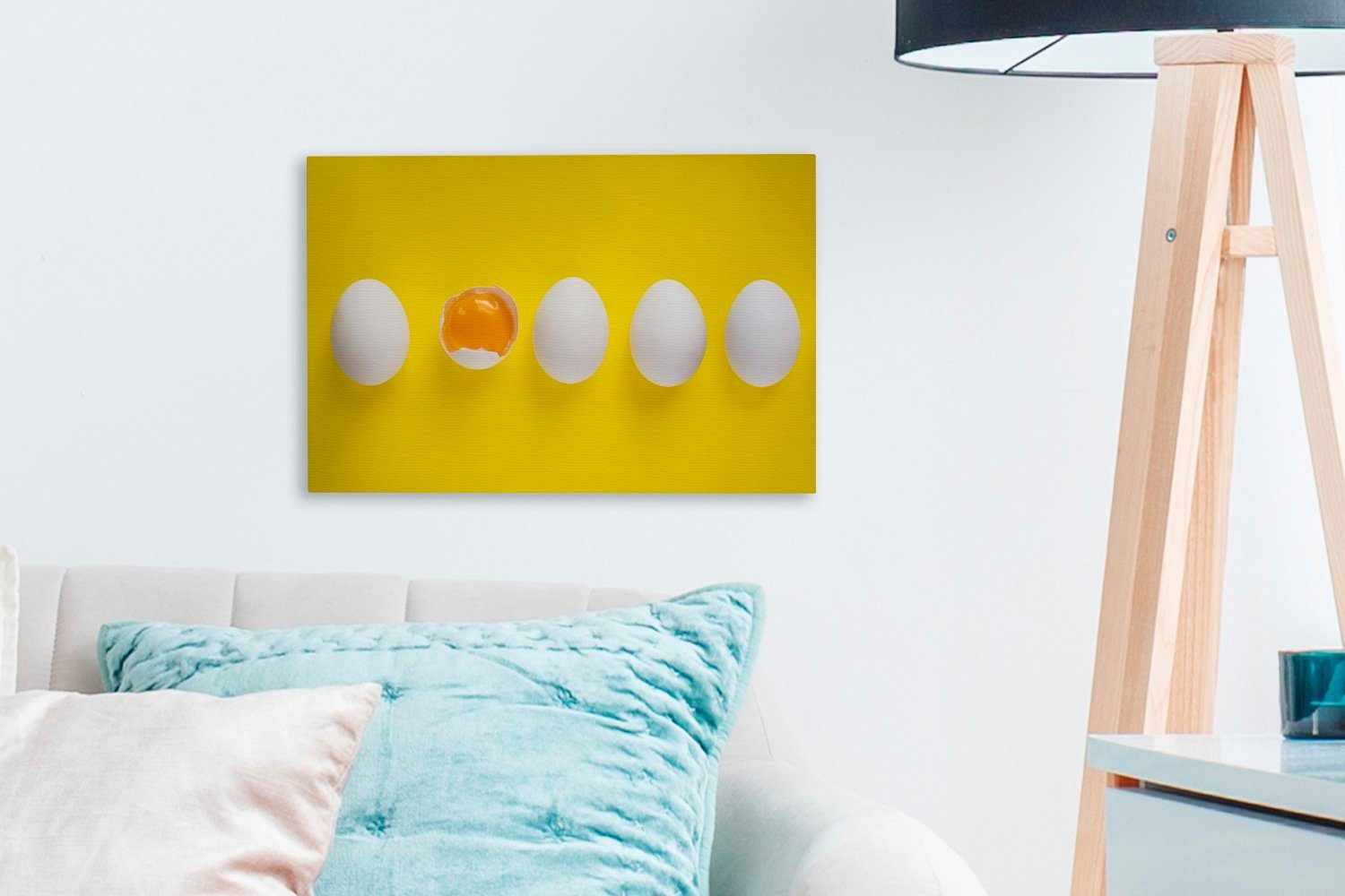 Leinwandbild (1 Hintergrund, Ei zerbrochenes gelbem Aufhängefertig, Vier Wandbild St), und auf Wanddeko, ein Leinwandbilder, 30x20 ganze cm Eier OneMillionCanvasses®