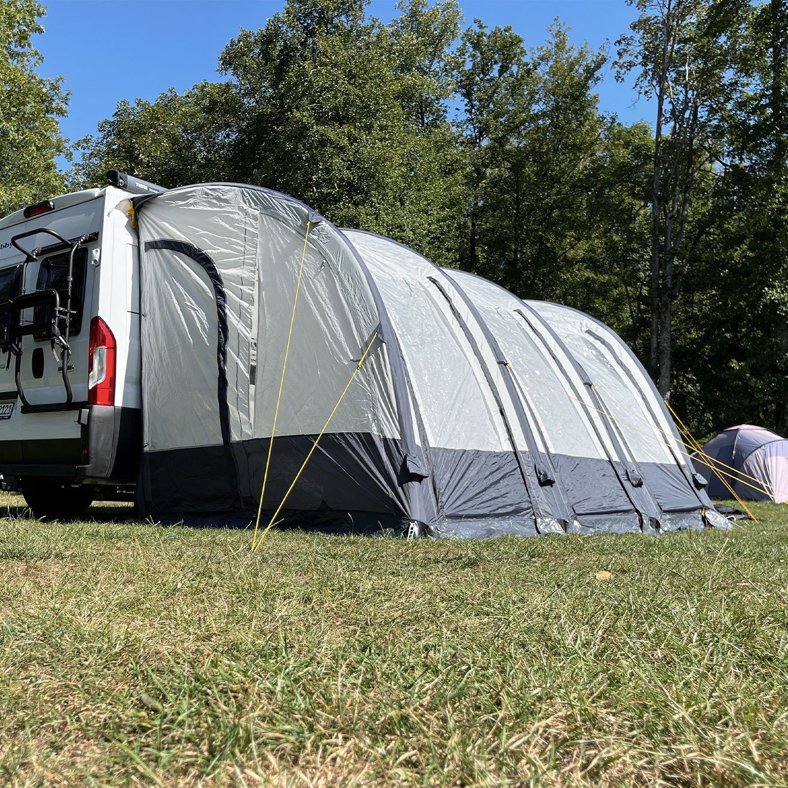 Deiwo Aufblasbares Vorzelt 390x235 Cm – Camping Seitenzelt Für Wohnwagen & Wohnmobil Inkl. Luftpumpe