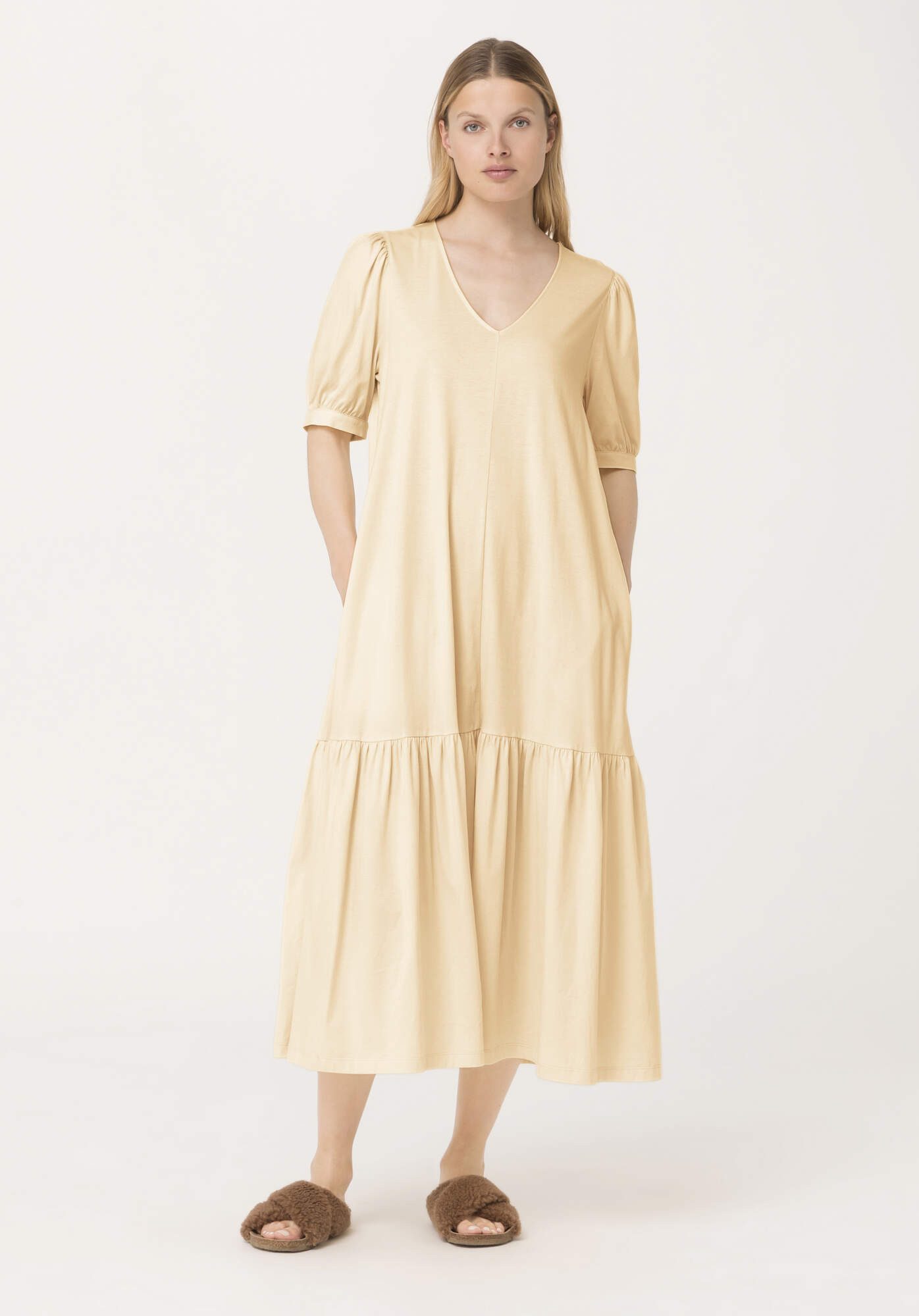 Hessnatur Jerseykleid aus reiner Bio-Baumwolle (1-tlg) günstig online kaufen