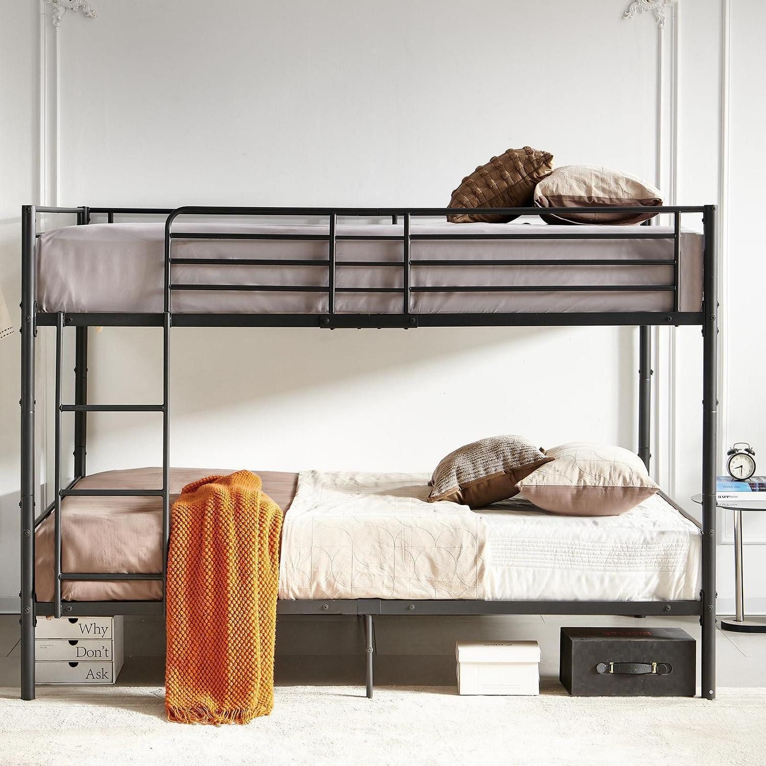 LuxusKollektion Etagenbett Etagenbett Metall 140x200 mit Stauraum (1-St)