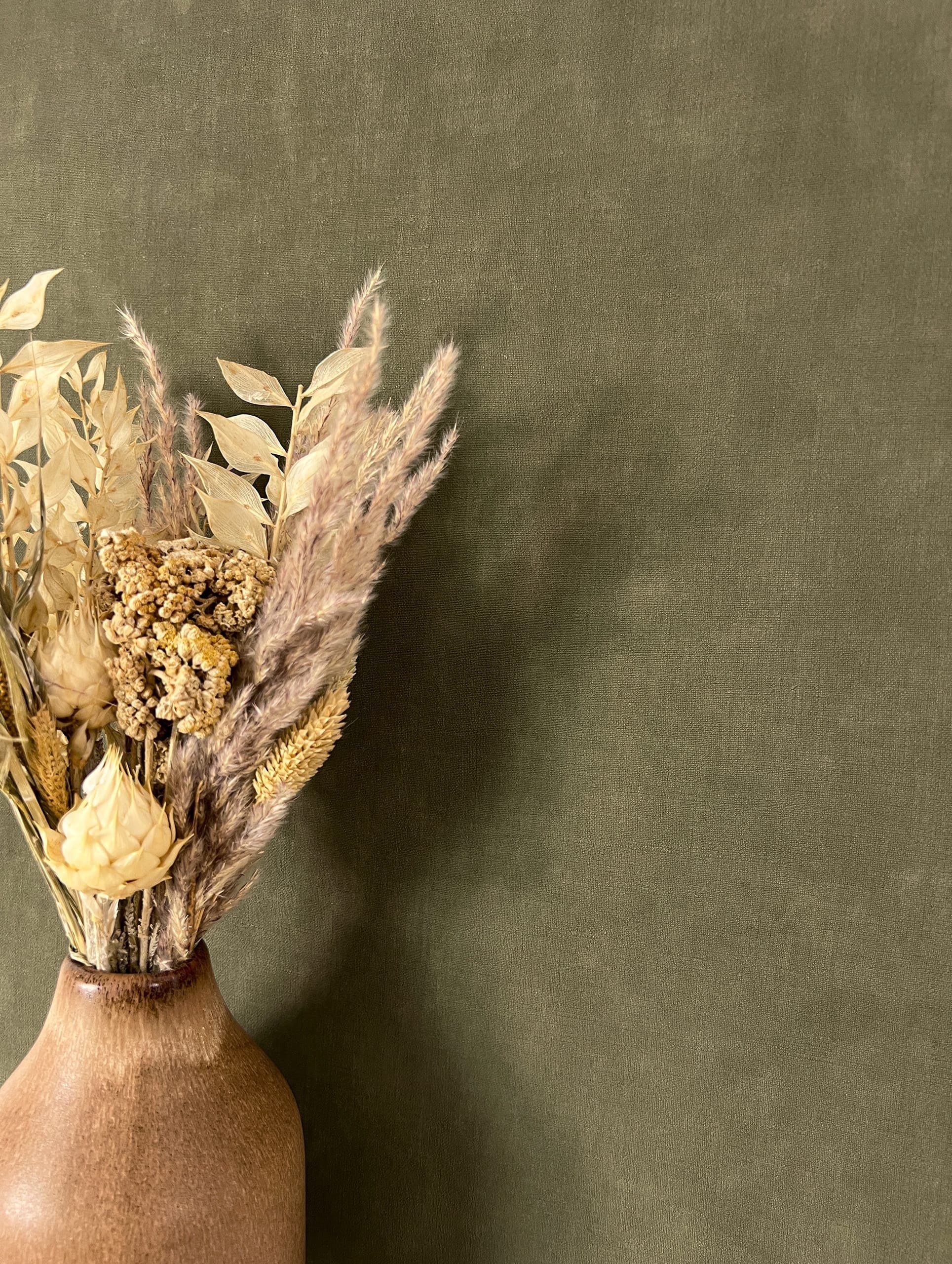 Newroom Vliestapete, Grün Tapete Modern Unifarbe - Universal Einfarbig Oliv günstig online kaufen