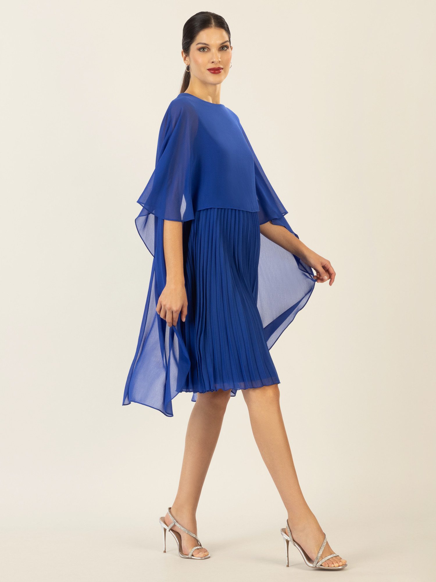 Apart Cocktailkleid mit Plisseerock und angearbeitetem günstig online kaufen