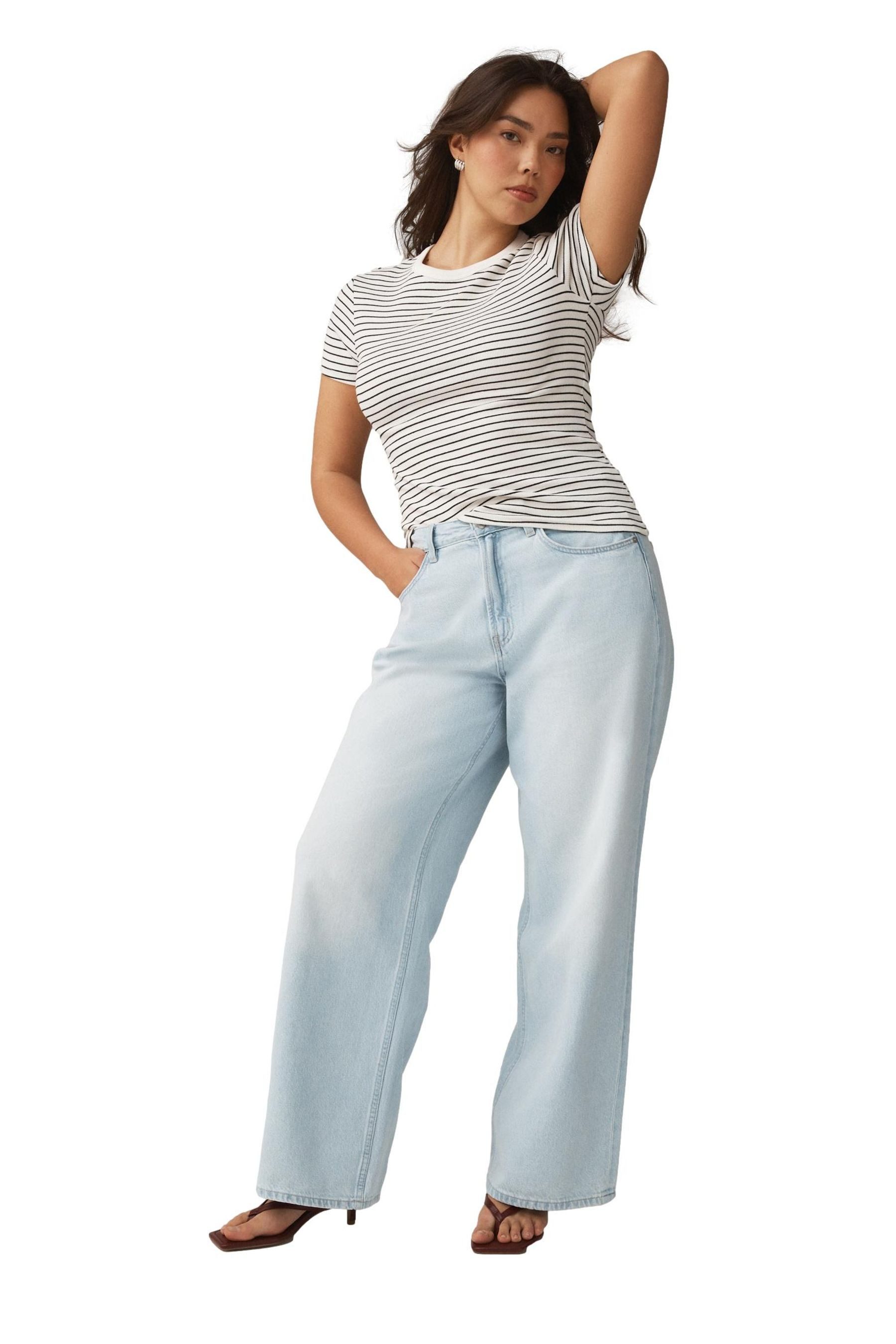 Weite Jeans Sanduhr-Jeans mit weitem Bein - Kurzgröße
