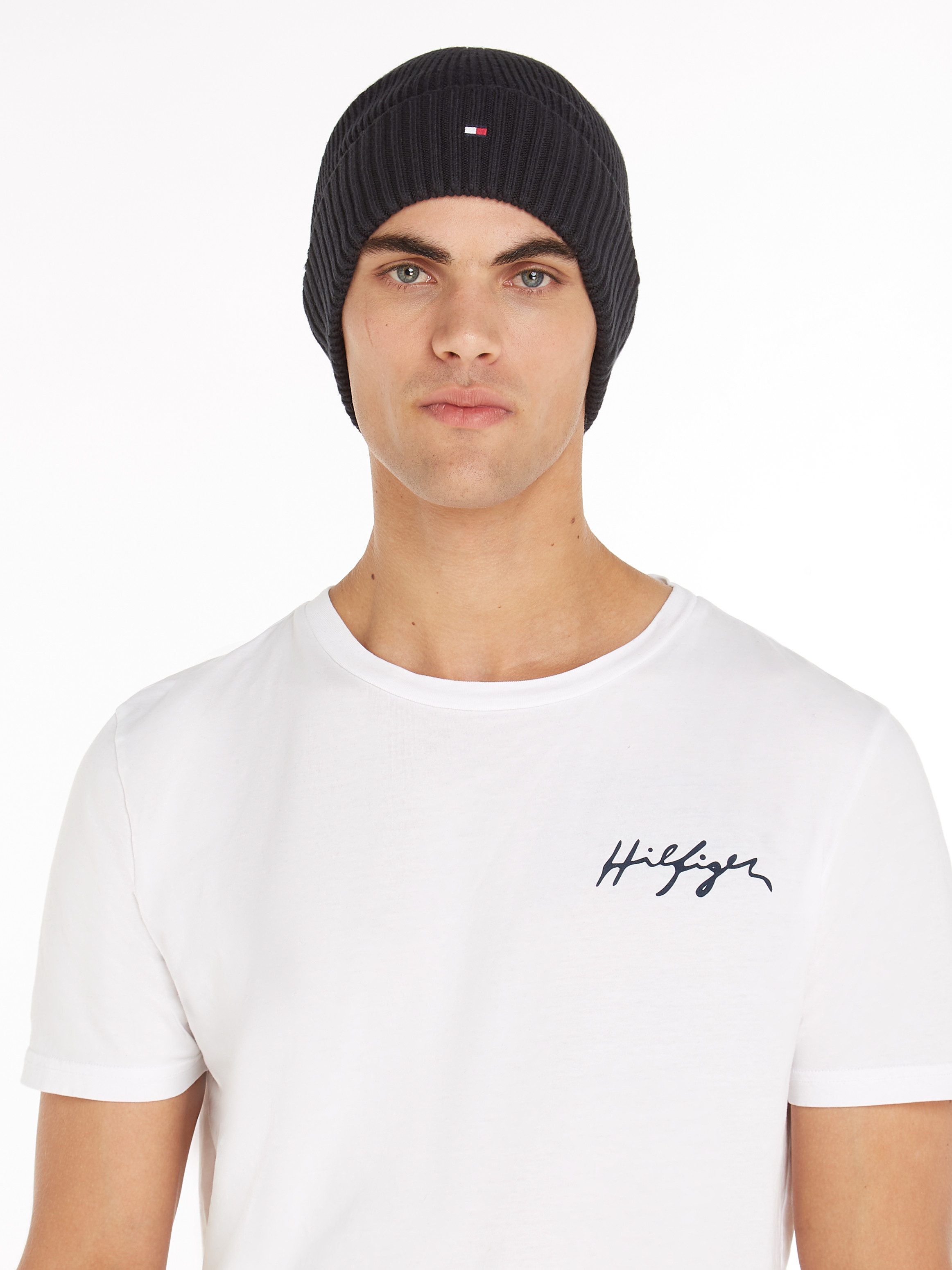Tommy Hilfiger Strickmütze TH FLAG PIMA COTTON BEANIE Beanie mit Logostickerei, mit Kaschmiranteil Unisex