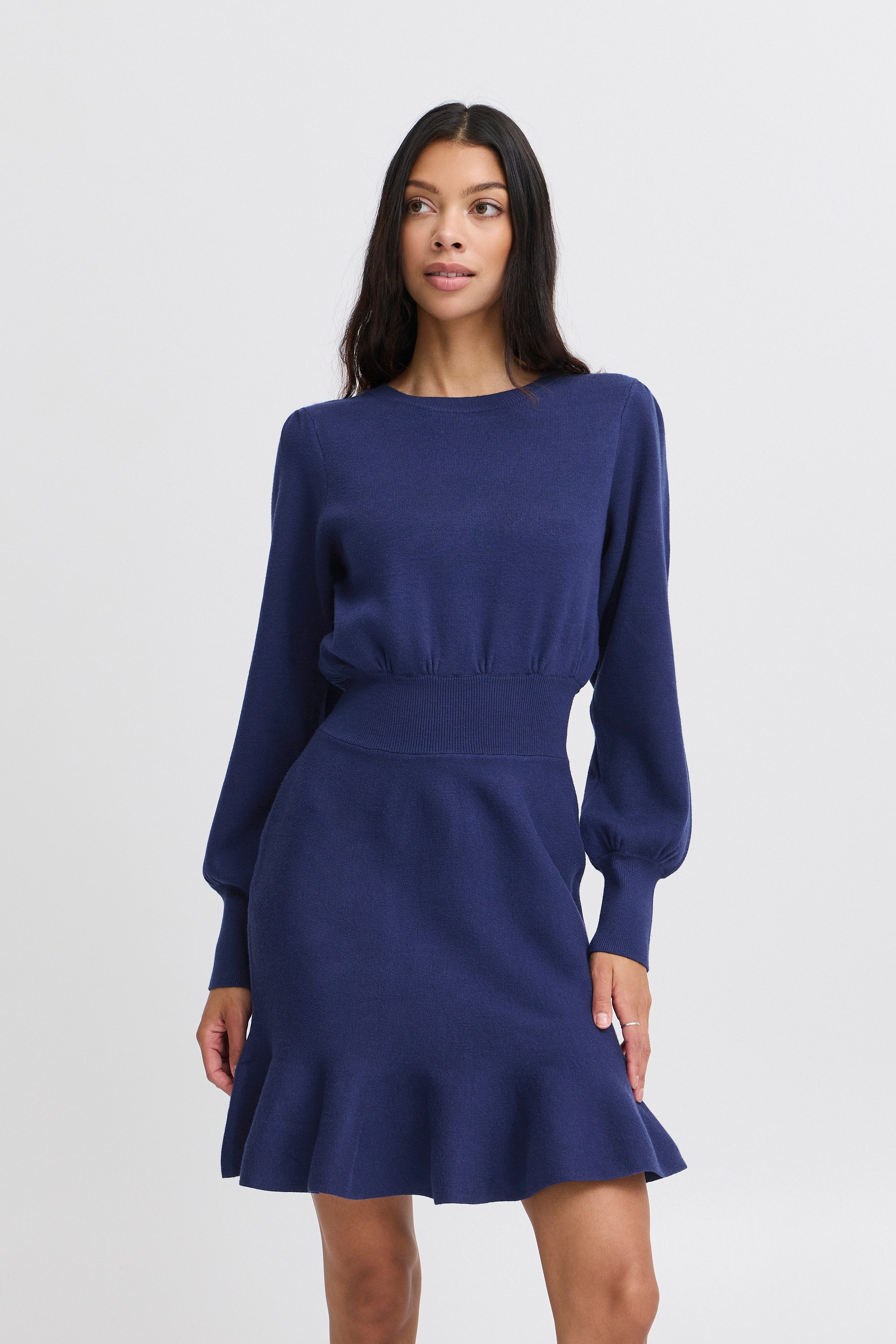 b.young Strickkleid Kleid BYOTARI