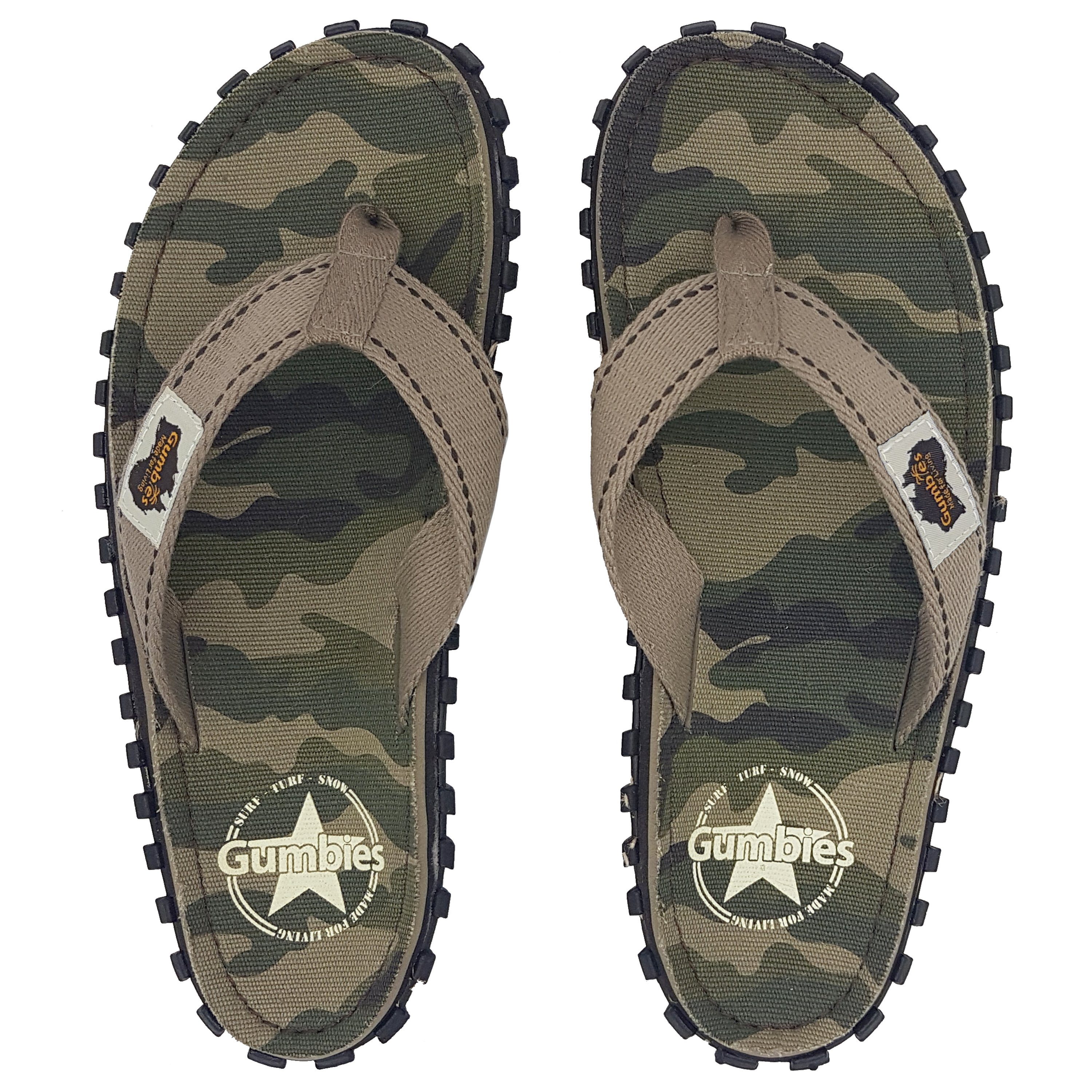 Gumbies Original in Camouflage T-Strap-Zehentrenner aus recycelten Materialien hergestellt, stabile Gummisole