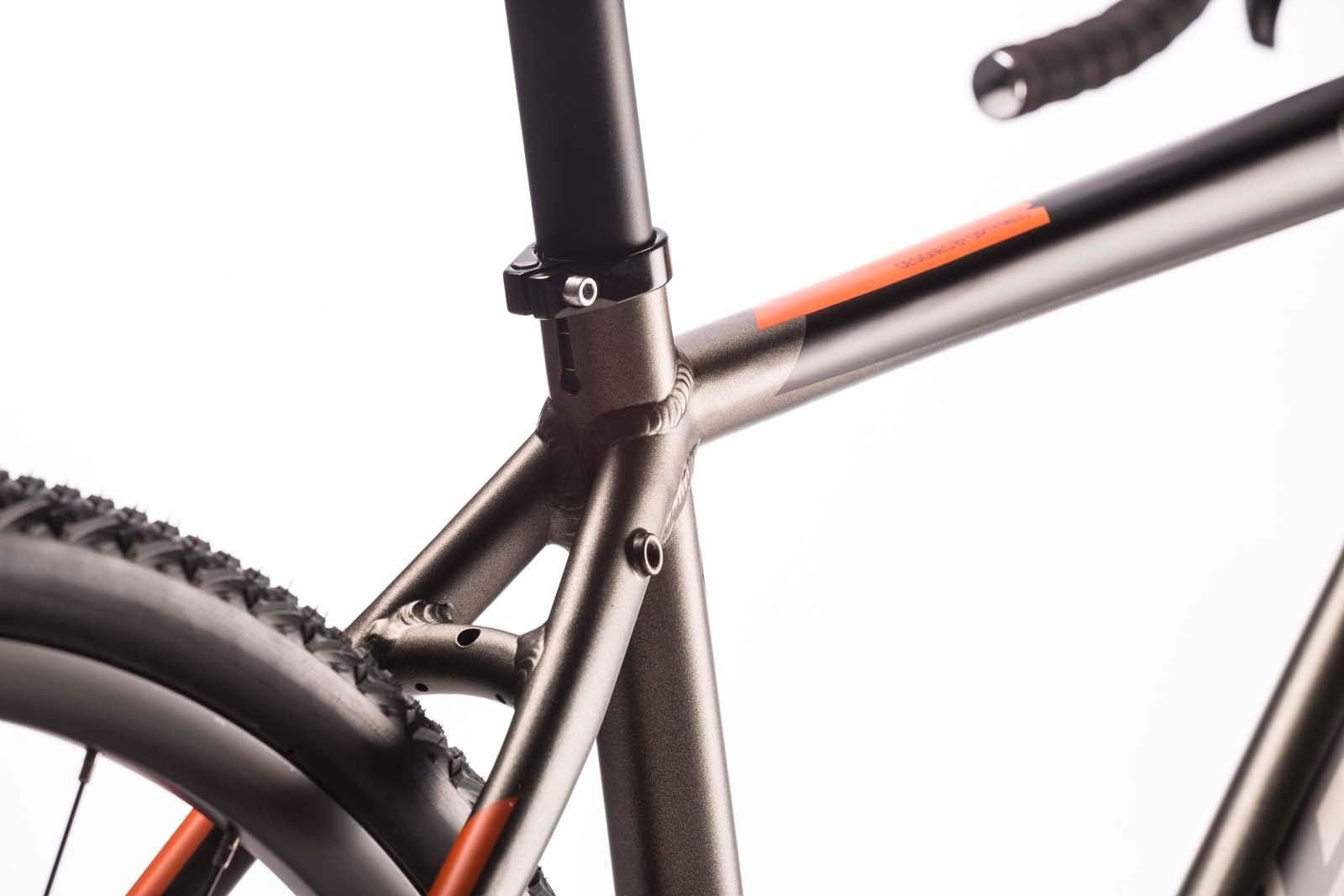 Airtracks Gravel Bike Men's Gravel Bike 28 Inch Bicycle Sterrato 3.0 High-End Gravel Bike, 16-Speed ​​Shimano Claris R2000 - Sizes 52cm 55cm - Model 2026