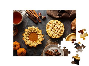 puzzleYOU Puzzle Hausgemachte Kürbiskuchen mit Herbstblättern, 48 Puzzleteile, puzzleYOU-Kollektionen Kuchen, Essen und Trinken