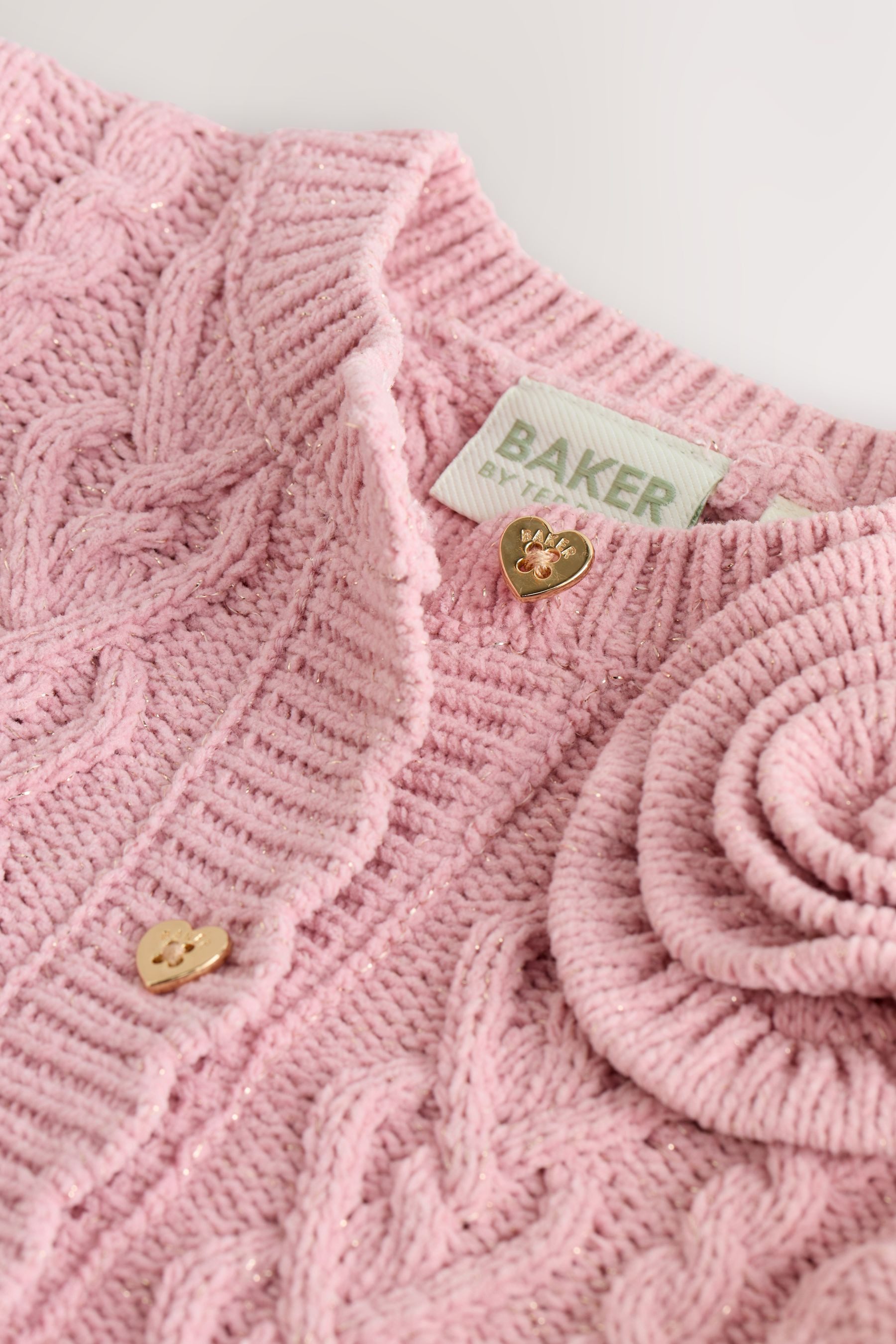 Baker by Ted Baker Strickjacke Baker by Ted Baker Strickjacke mit Ansteckblume (1-tlg)