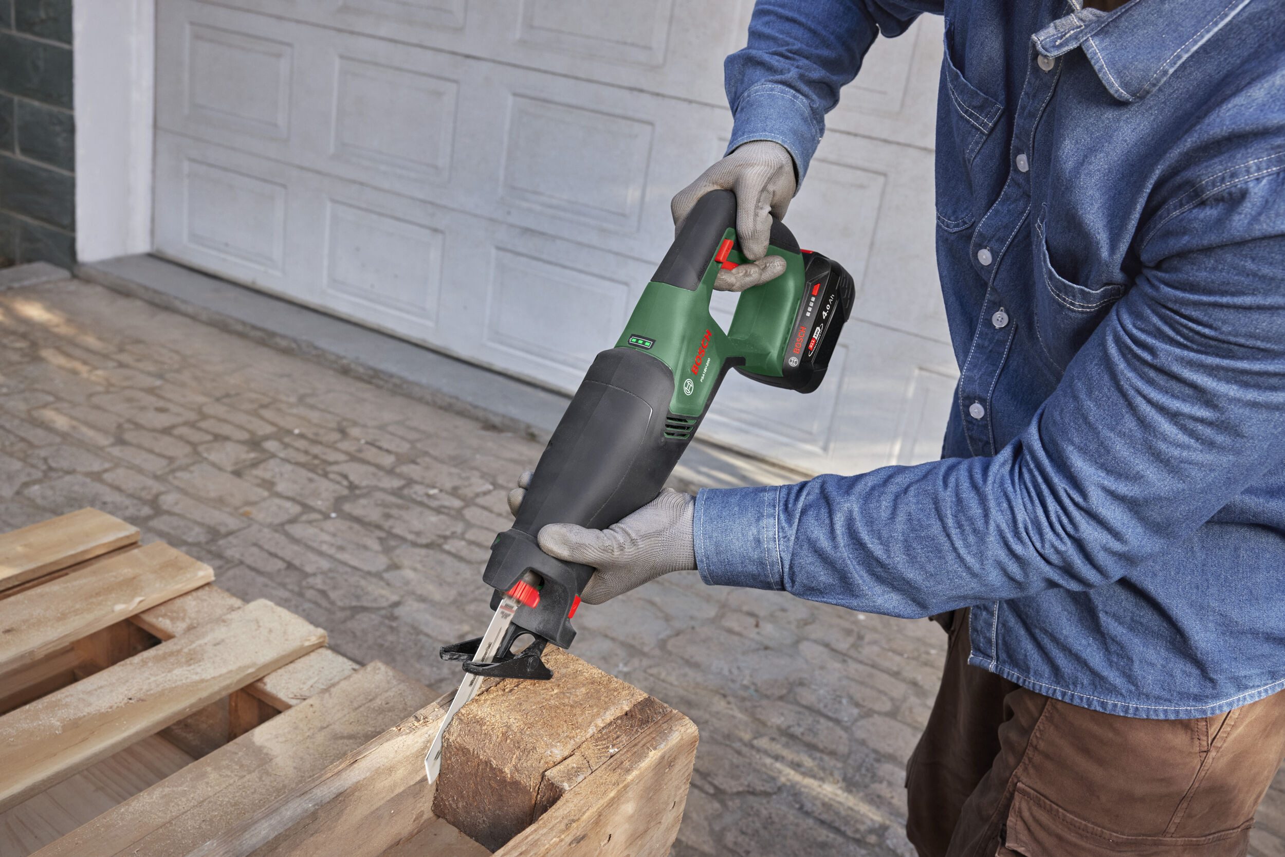 BOSCH Akku-Säbelsäge PSA 18V-200, Ohne Akku - im Karton