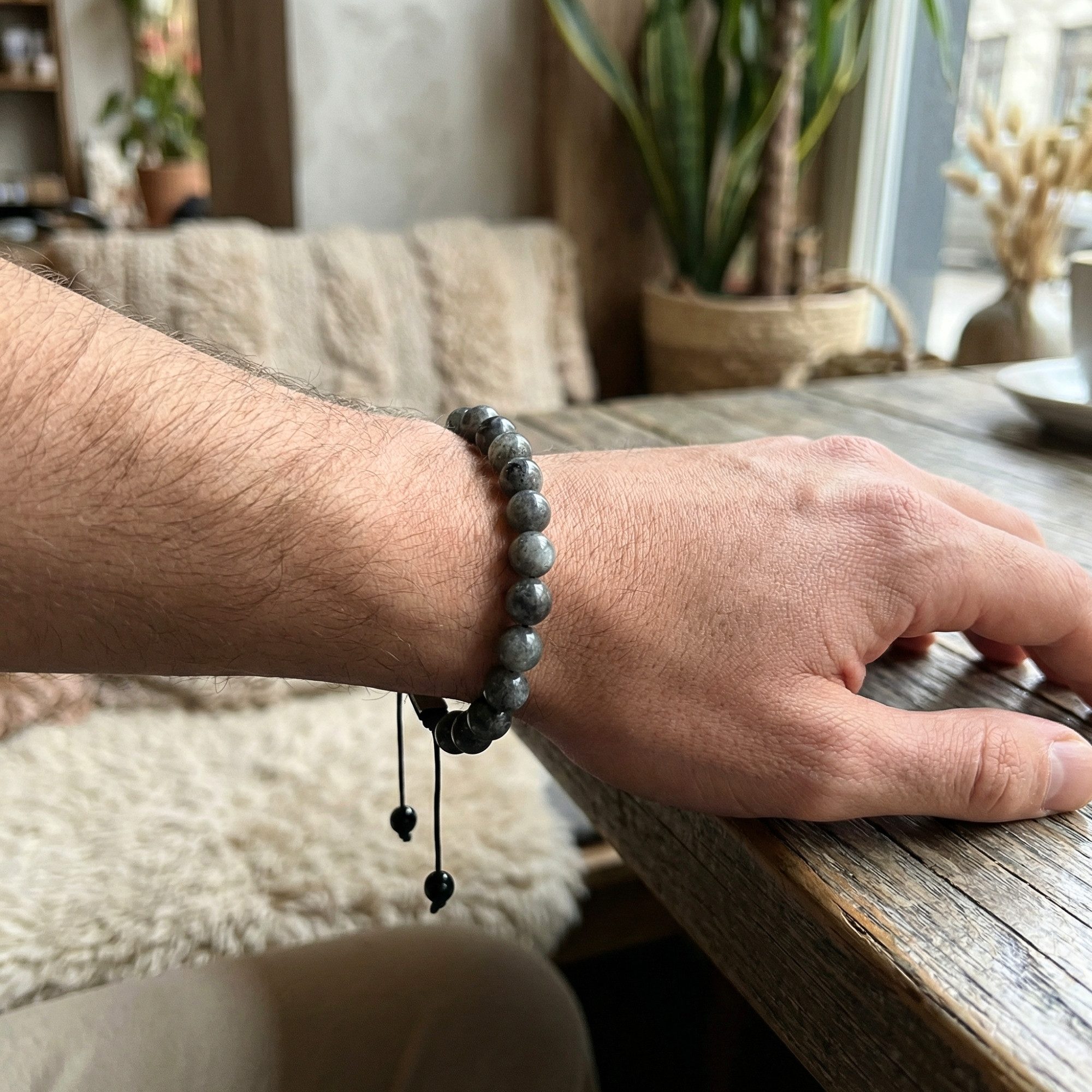UNIQAL.de Perlenarmband aus Natur- & Edelstein – Unisex, 8 mm (einreihiges Natursteinarmband, verschiedene Farben & Steinsorten), verstellbar, handgefertigt
