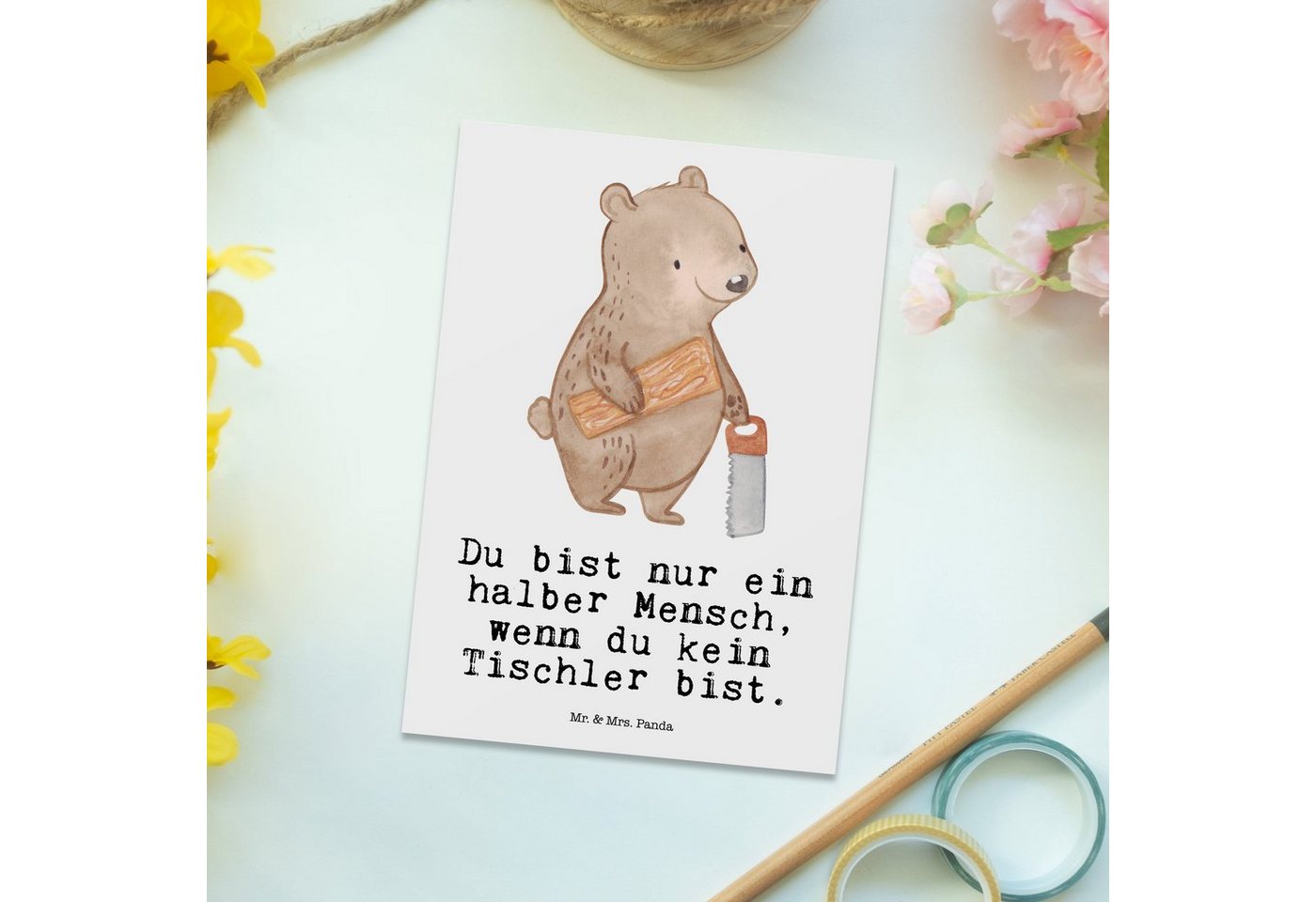 Thumbnail - Mr. & Mrs. Panda Postkarte Tischler Herz - Weiß - Geschenk, Karte, Postkarte, Dankeskarte, Gesch, Hochglanzveredelt