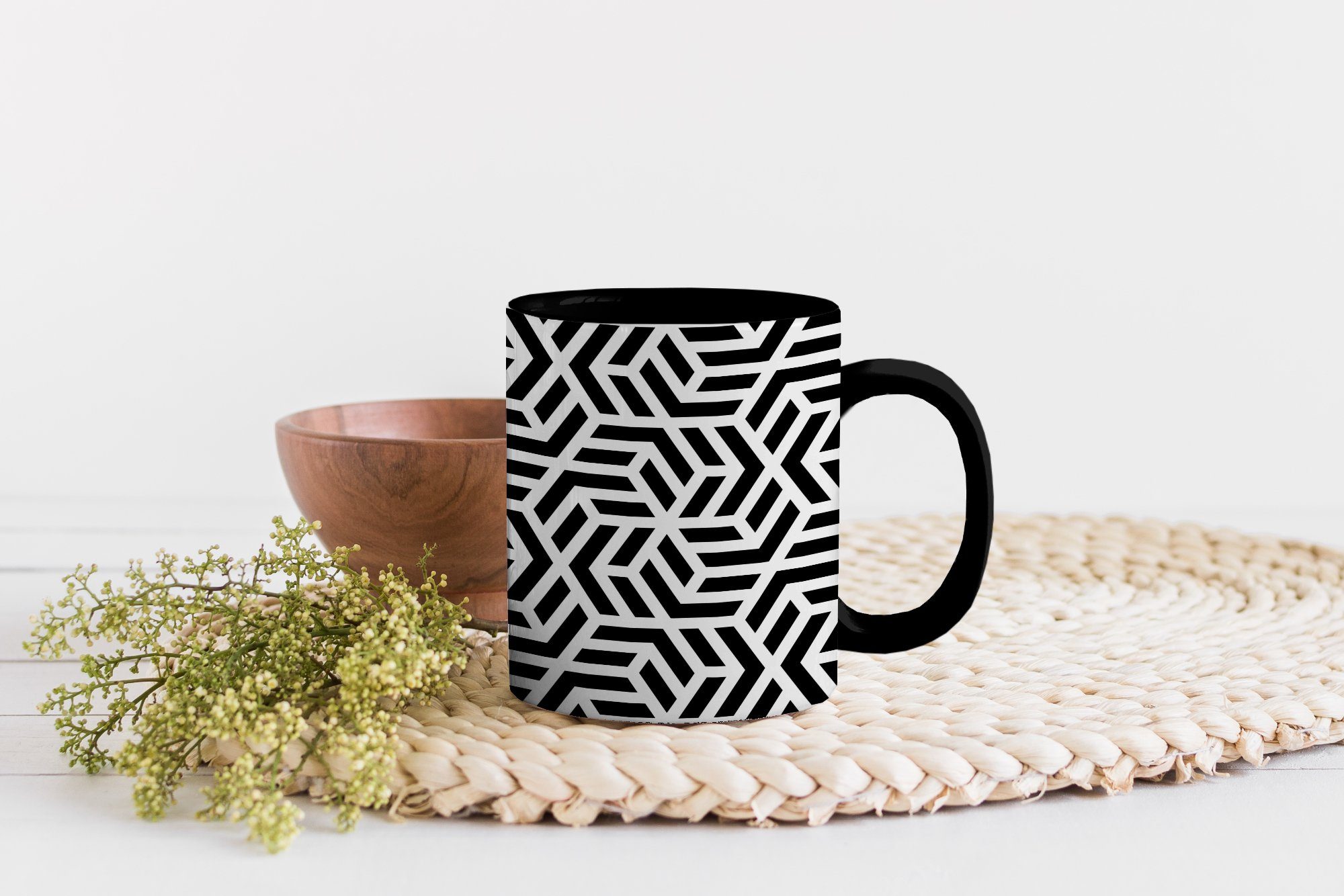 Geschenk Geometrie Schwarz Farbwechsel, Weiß, - - MuchoWow Muster - Keramik, - Tasse Design Teetasse, Kaffeetassen, Zaubertasse,