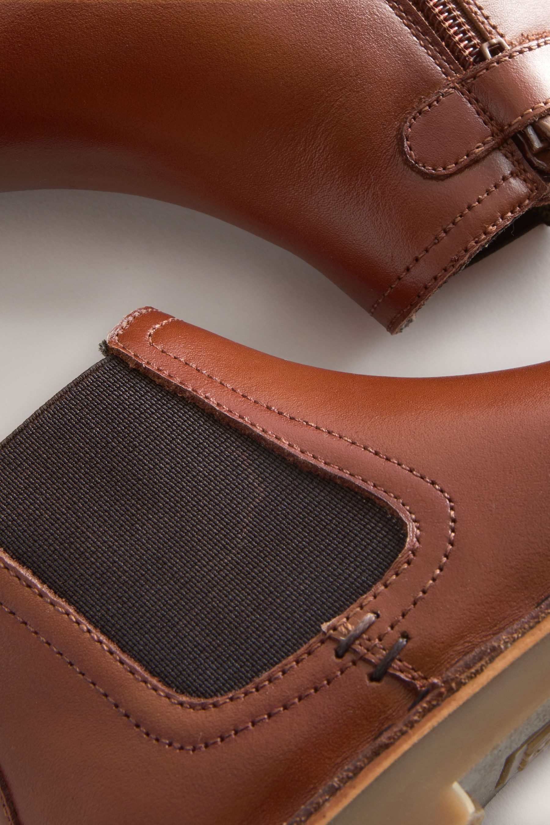 Next Chelsea-Stiefel aus Leder Stiefel (1-tlg)