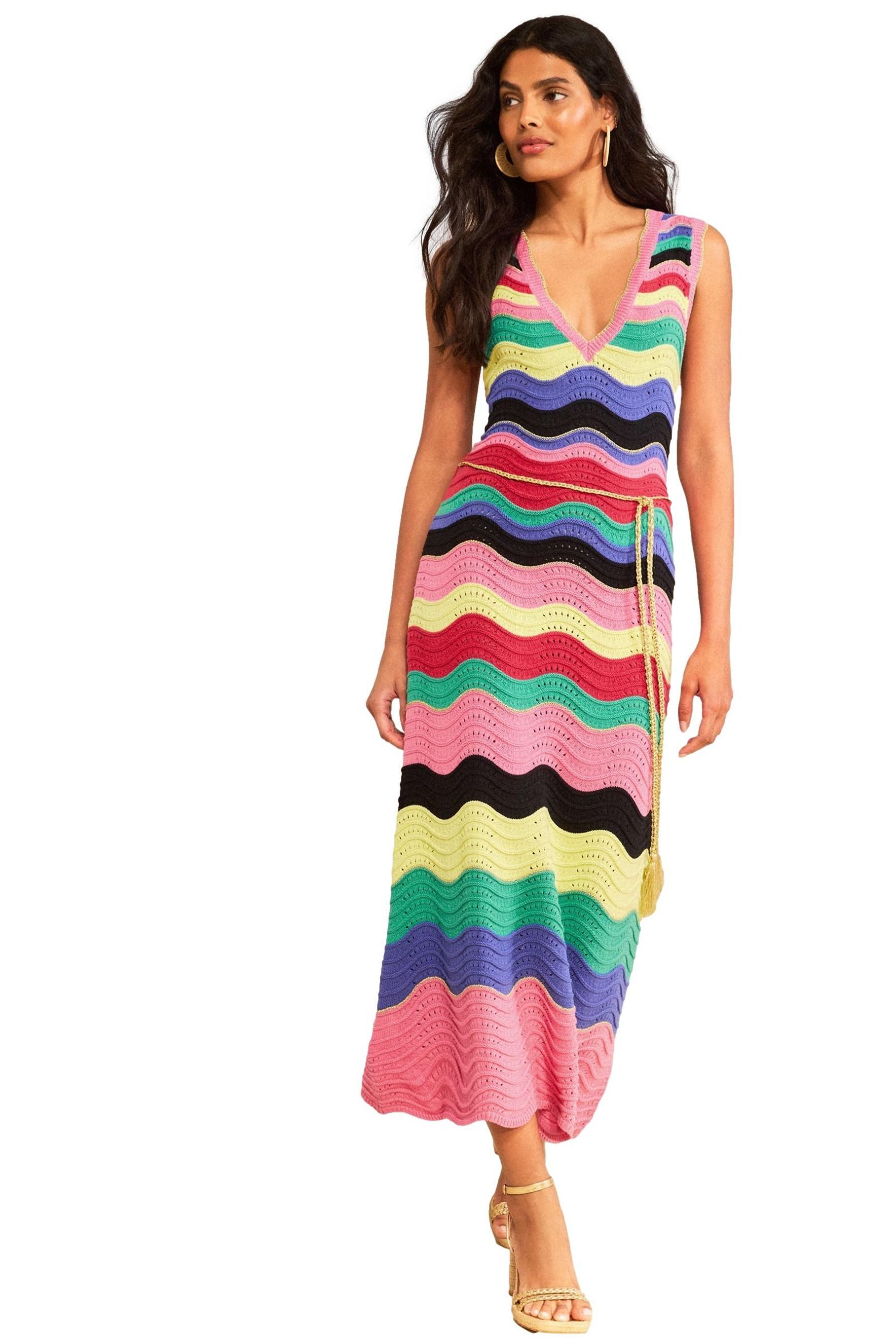 Love & Roses Midikleid Love & Roses Midi-Strickkleid mit Wellenstreifen (1-tlg)