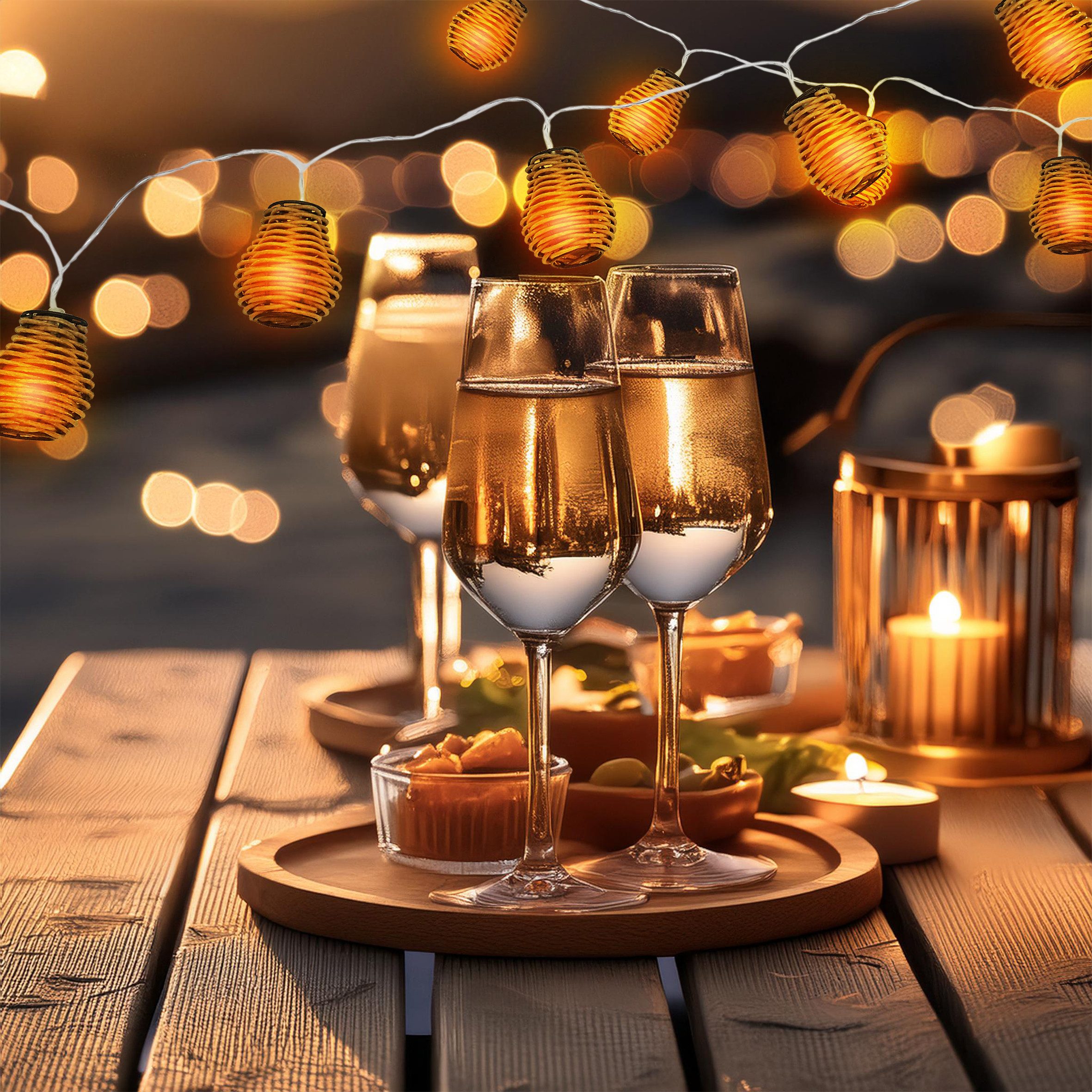 Spetebo LED-Lichterkette LED Rattan Lichterkette warm weiß - 10 LED / 180 cm, 10-flammig, Batterie betriebene Deko Lichterkette warm weiß für Innen – Bild 5 von 5