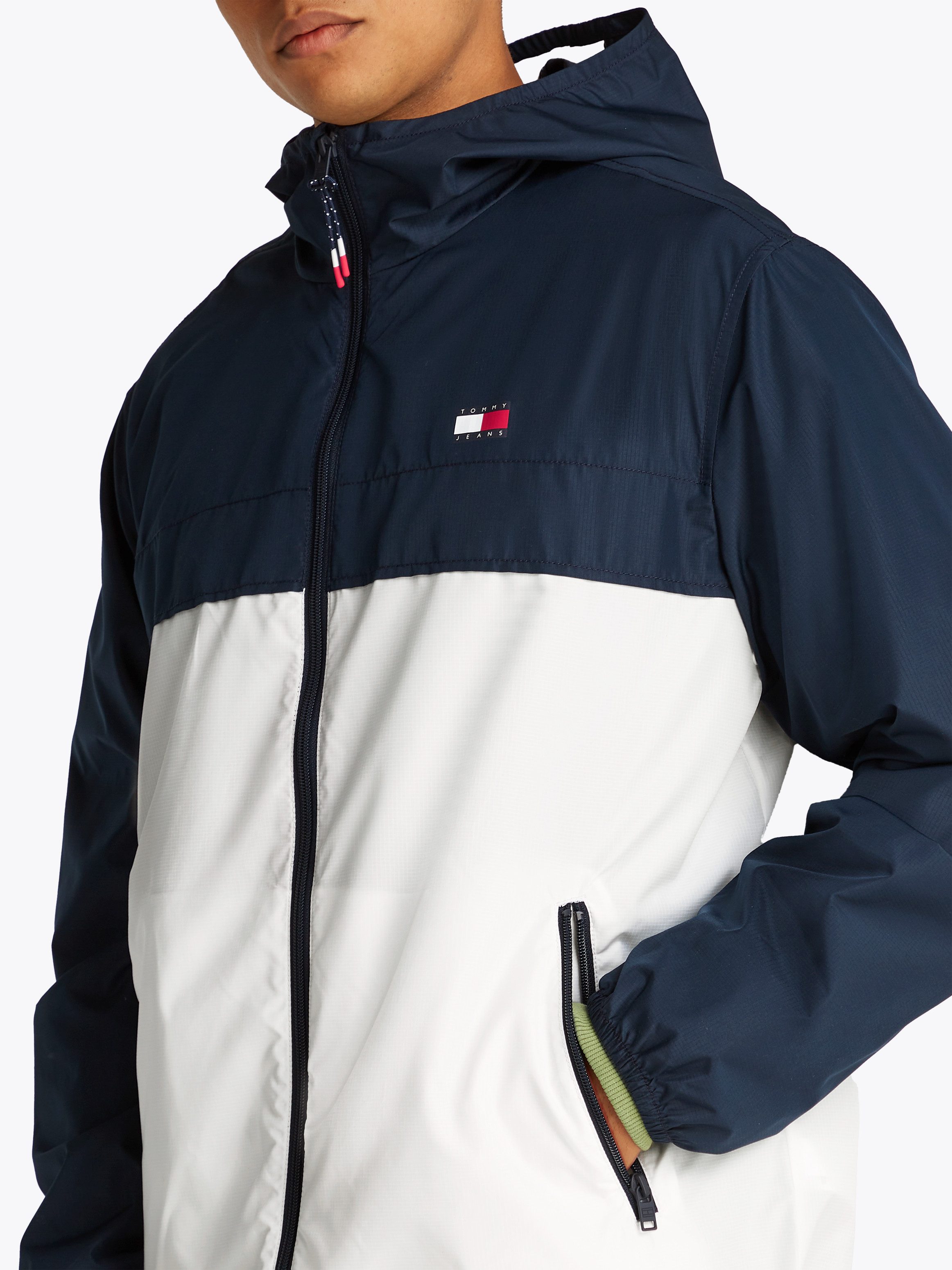 Tommy Jeans Outdoorjacke TJM LW CHICAGO JACKET mit Logoprägung günstig online kaufen