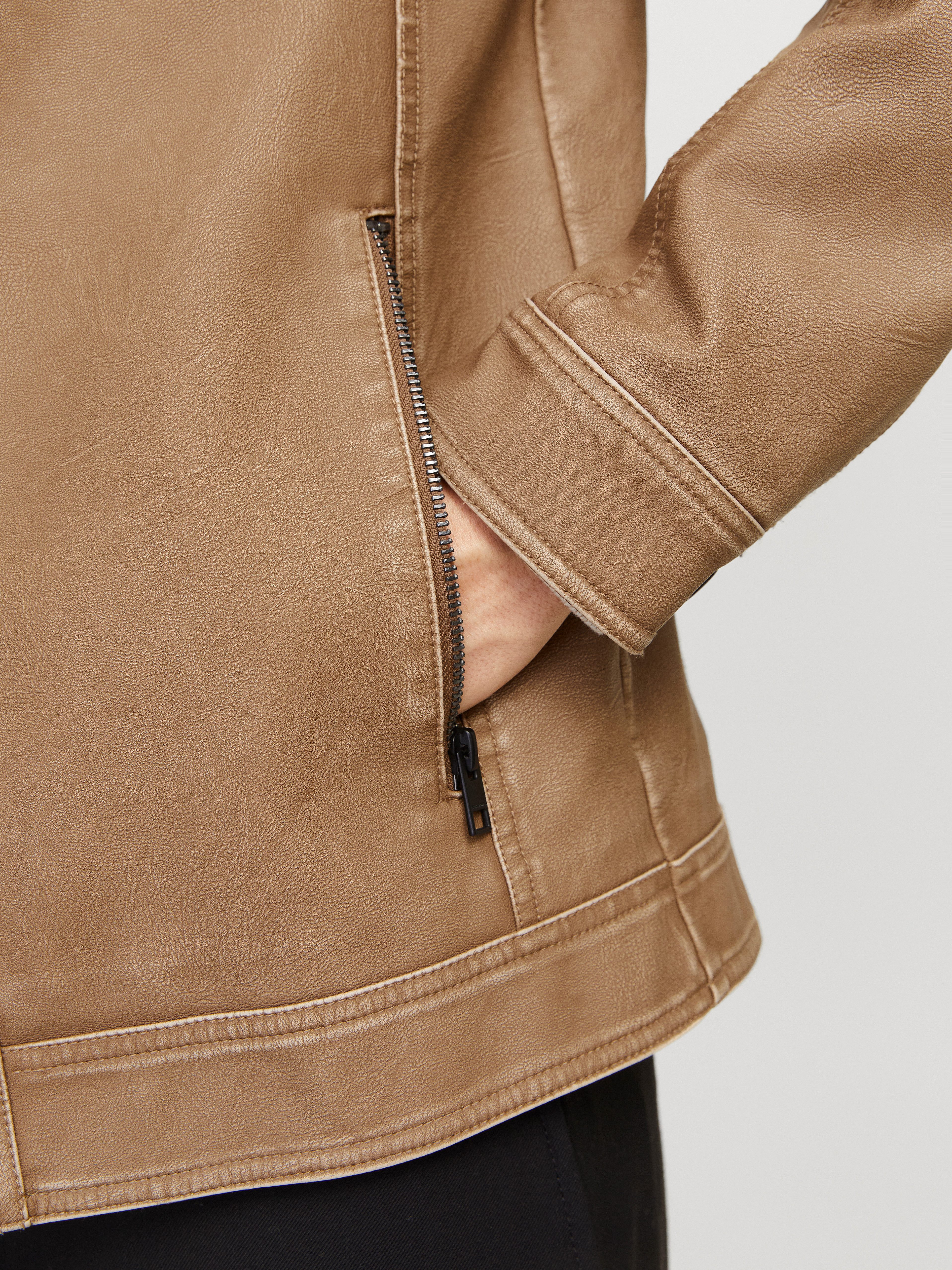 Jack & Jones Lederimitatjacke JJEWARNER WASHED PU JACKET NOOS mit Bandkragen