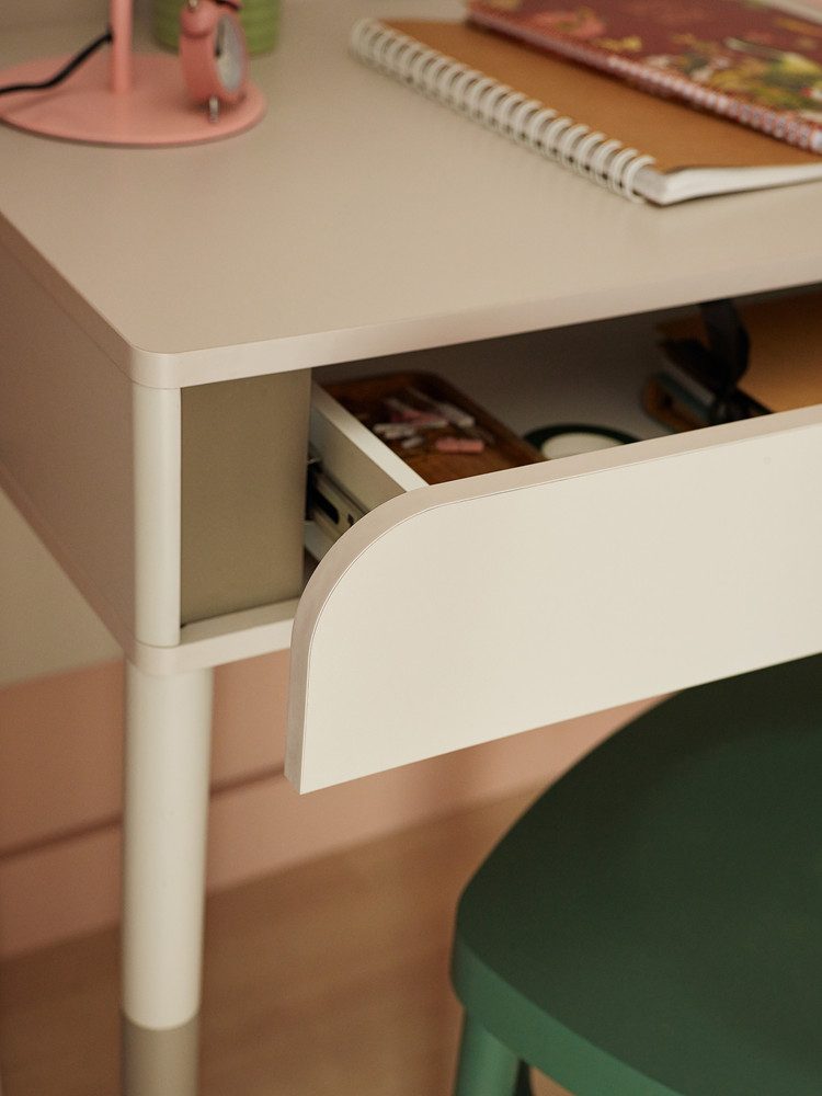 yourhouse24 Schreibtisch Schminktisch mit Schubladen HARMONY HR-03 (1 Tisch), Breite 122 cm
