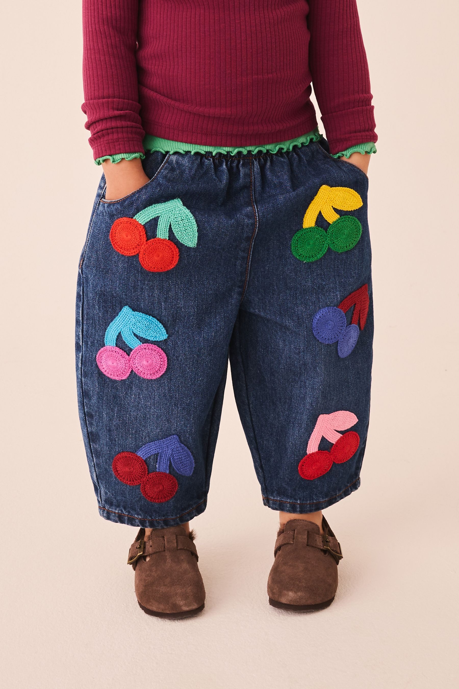 Next Weite Jeans Jeans mit Barrel-Bein und Stickerei (1-tlg)