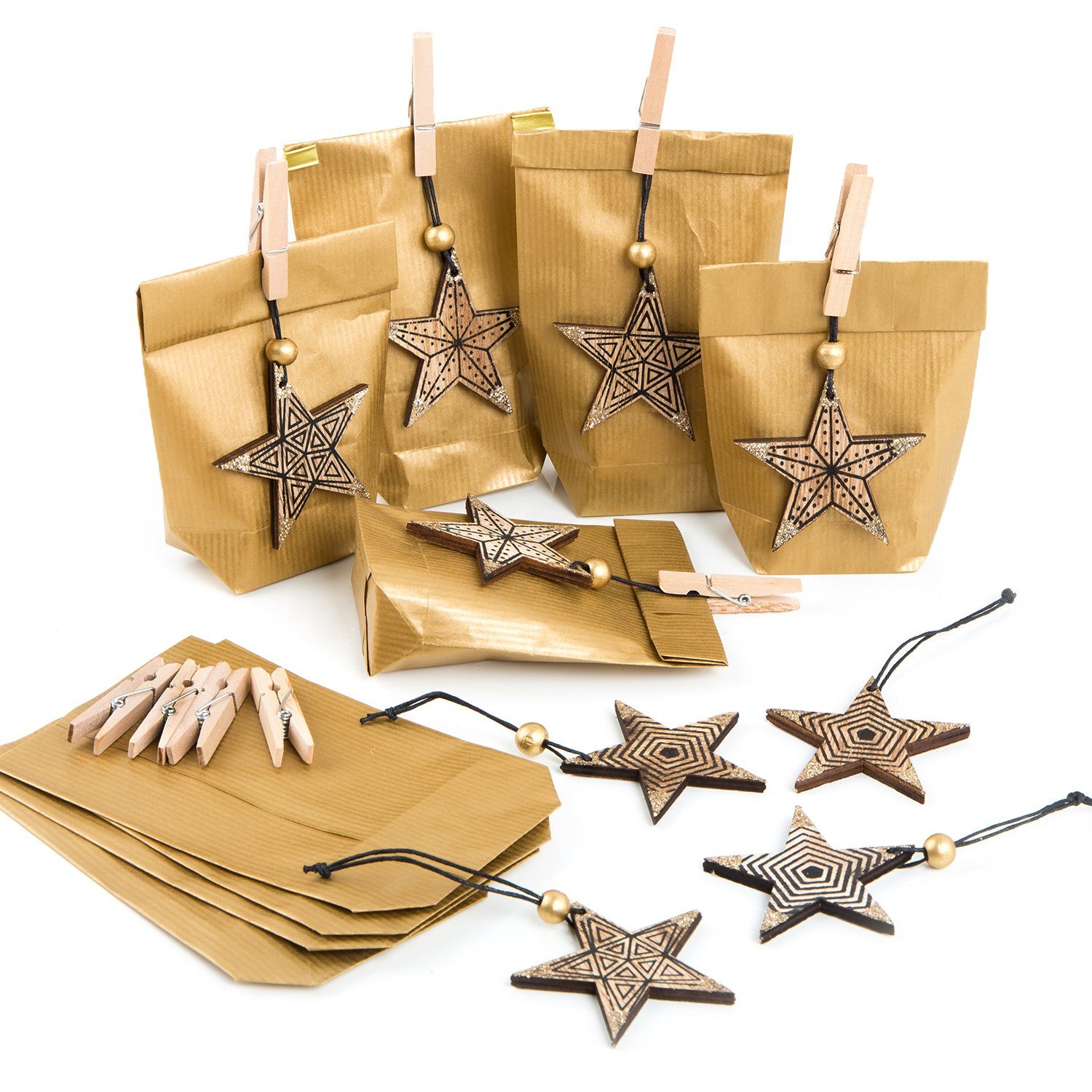 Logbuch-Verlag Geschenkbox 9 Weihnachtstüten Geschenktüten 9 x 15 cm (Spar Set, 9 St), Anhänger