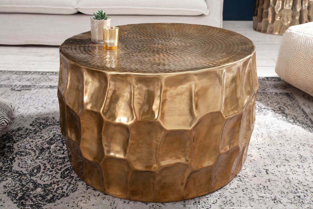 riess-ambiente Couchtisch ORGANIC ORIENT 68cm gold, Wohnzimmer · Metall ·  rund · Hammerschlag Design · Handarbeit