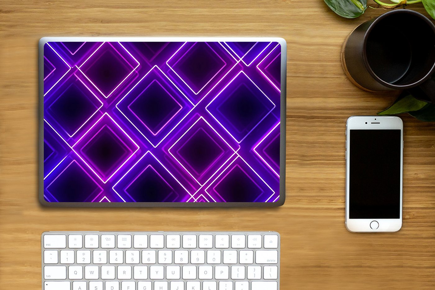 Thumbnail - MuchoWow Laptop-Aufkleber Spiele - Diamanten - Neon - Lila, (1tlg), Laptop Folien Cover, Aufkleber, Sticker, Schutz vor ...