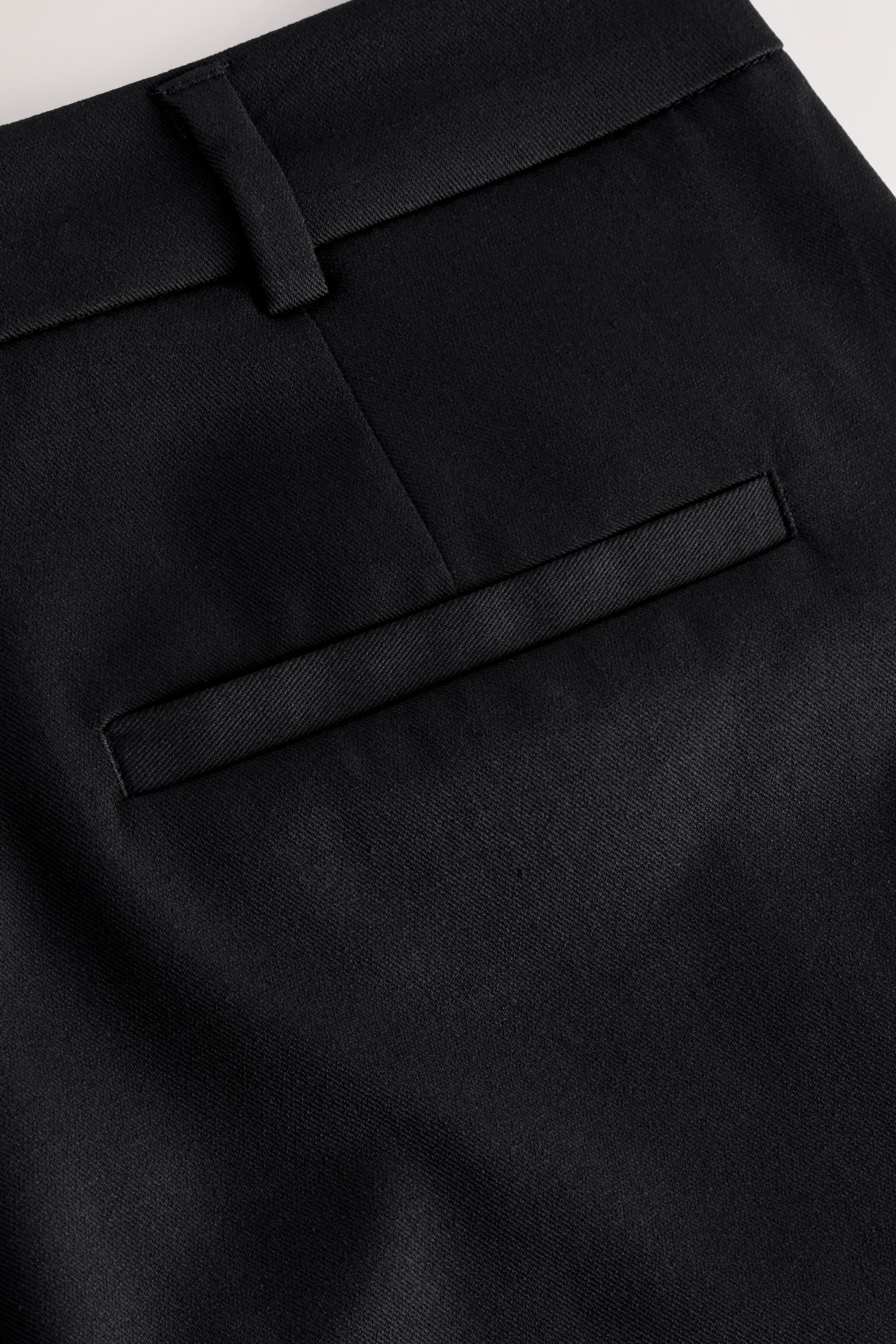 Next Bootcuthose Figurbetonte Bootcut-Hose, Kurzgröße (1-tlg) günstig online kaufen