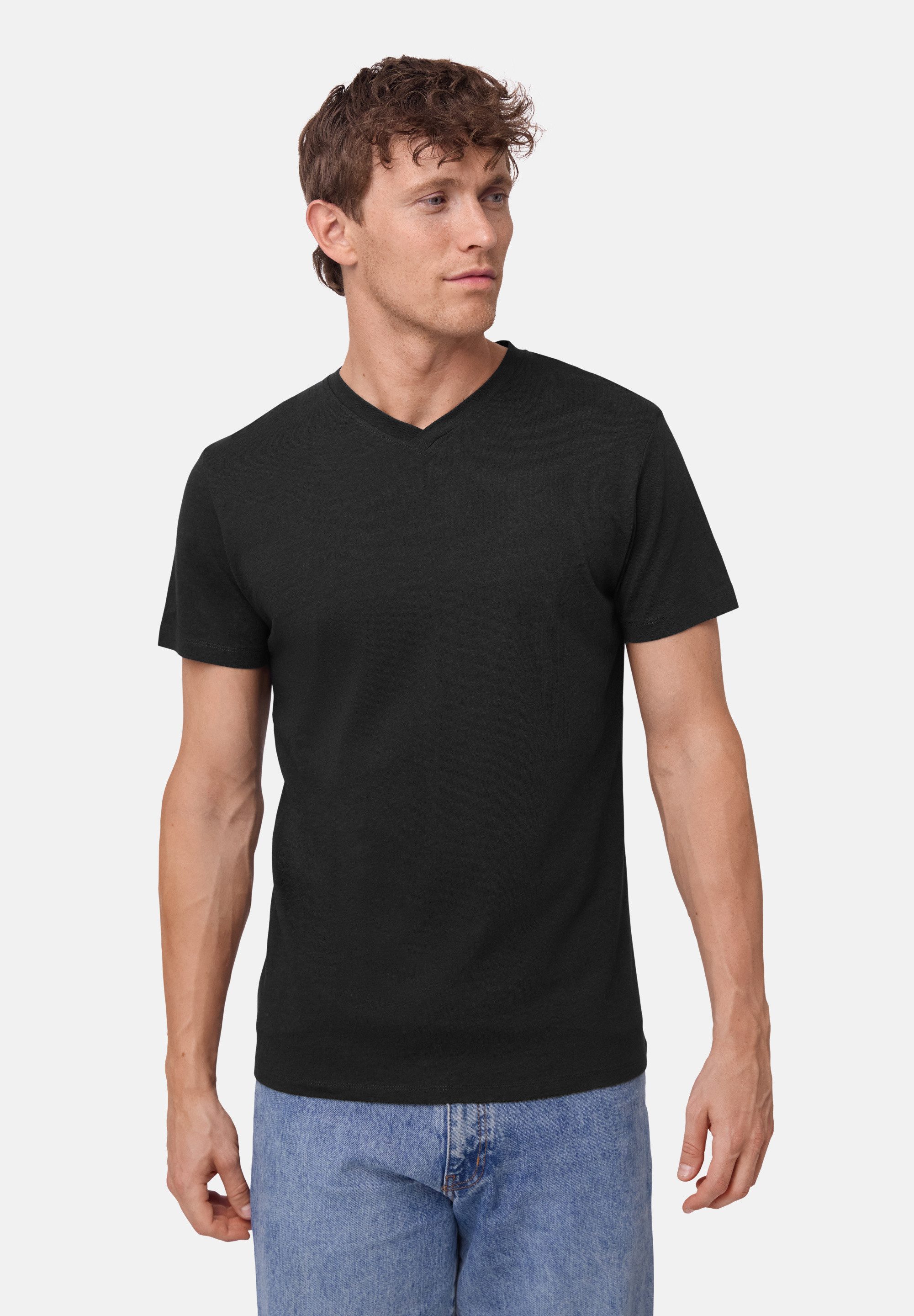 T-Shirt V