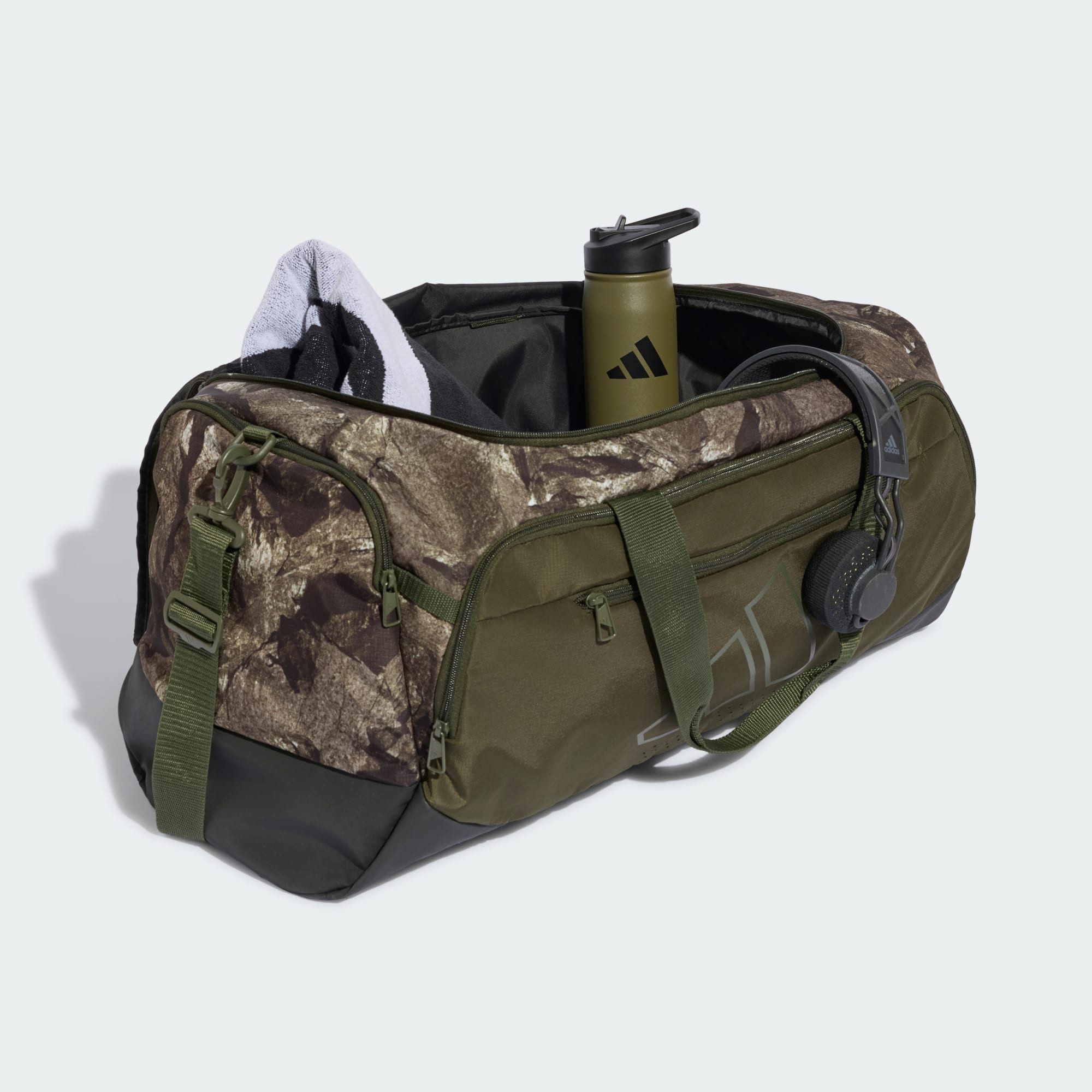 adidas Performance Reisetasche TRAINING DEFENDER GRAFIK DUFFELBAG M (1-tlg)