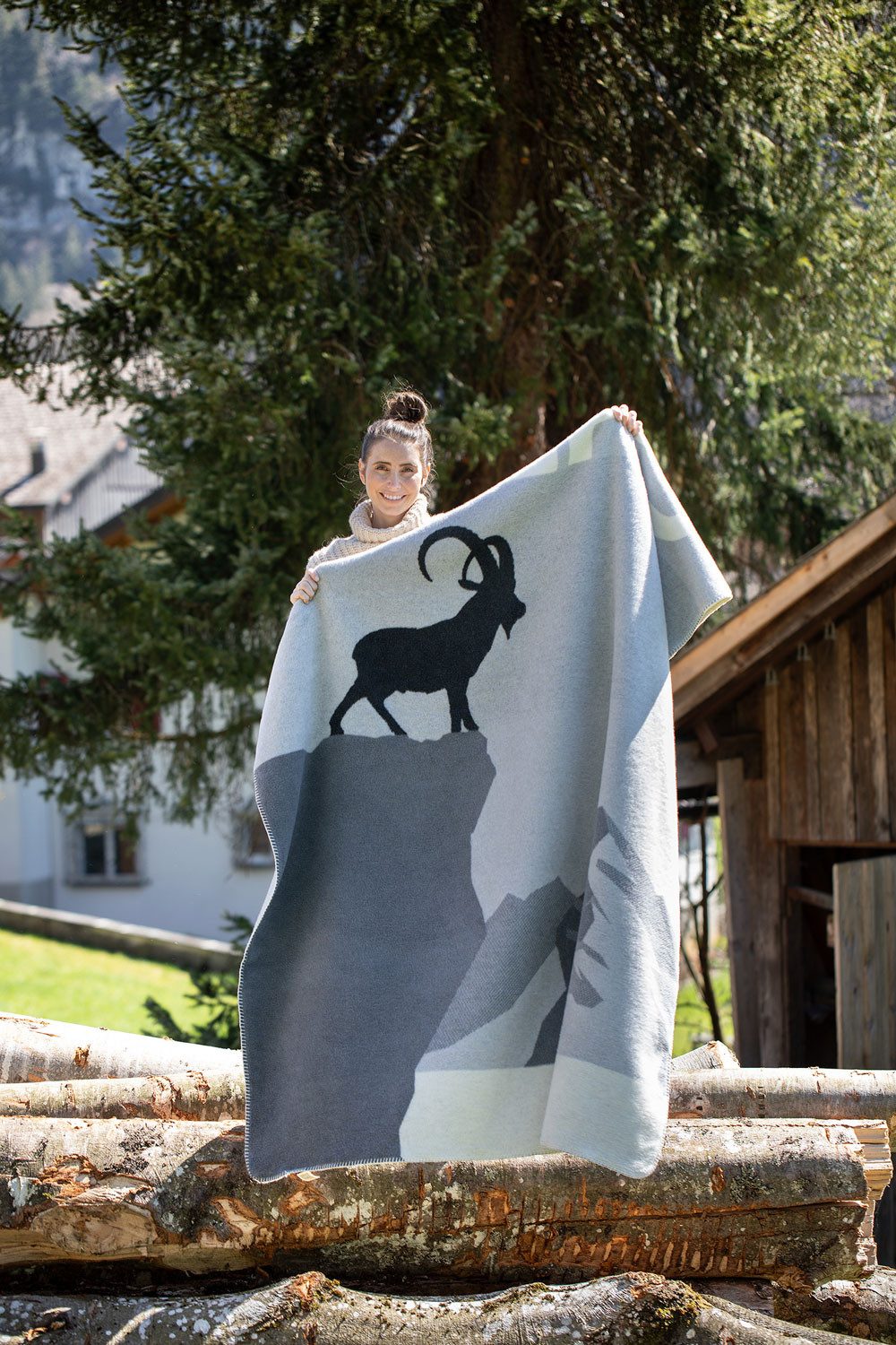 Wohndecke Kurzflor 'Steinbock' 150 x 200 cm Filz - Grau, DAVID FUSSENEGGER günstig online kaufen