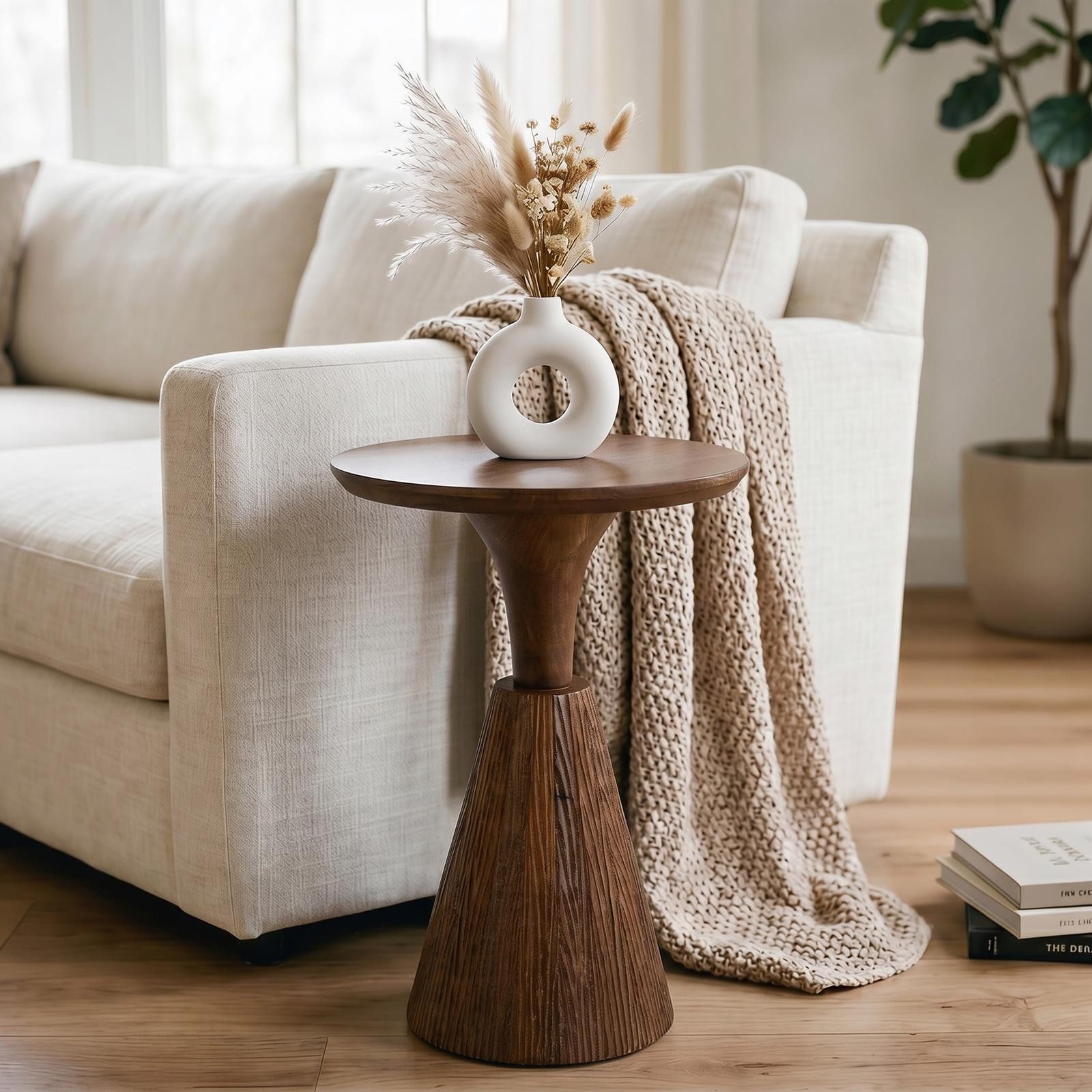 IDIMEX Beistelltisch BHIMA, Couchtisch rund 40 cm aus Mangoholz, skulpturales Design Braun