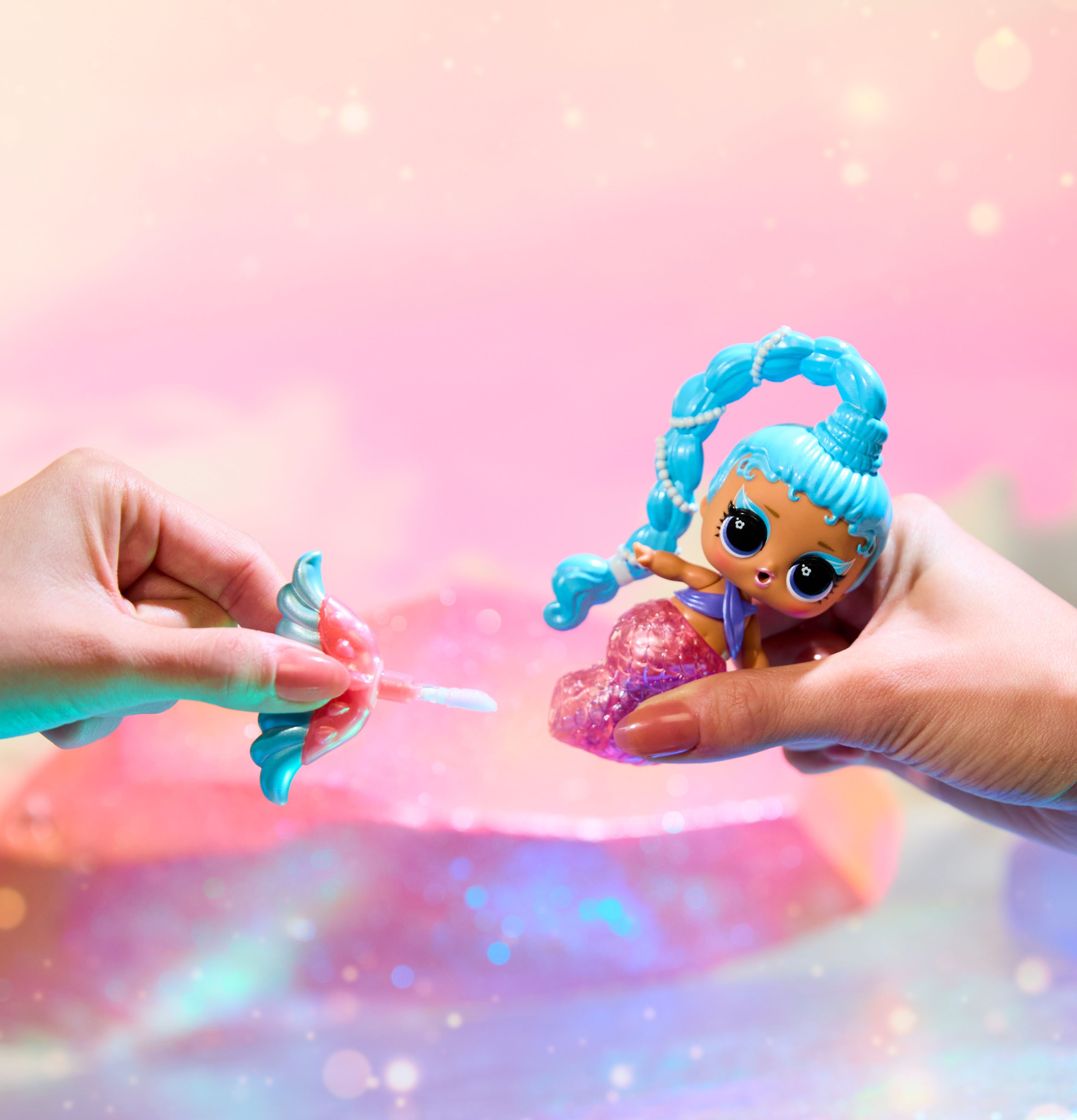 L.O.L. SURPRISE! Anziehpuppe L.O.L. Surprise Mermaids! Makeover Magic Tots, Variante nicht wählbar – Bild 4 von 5