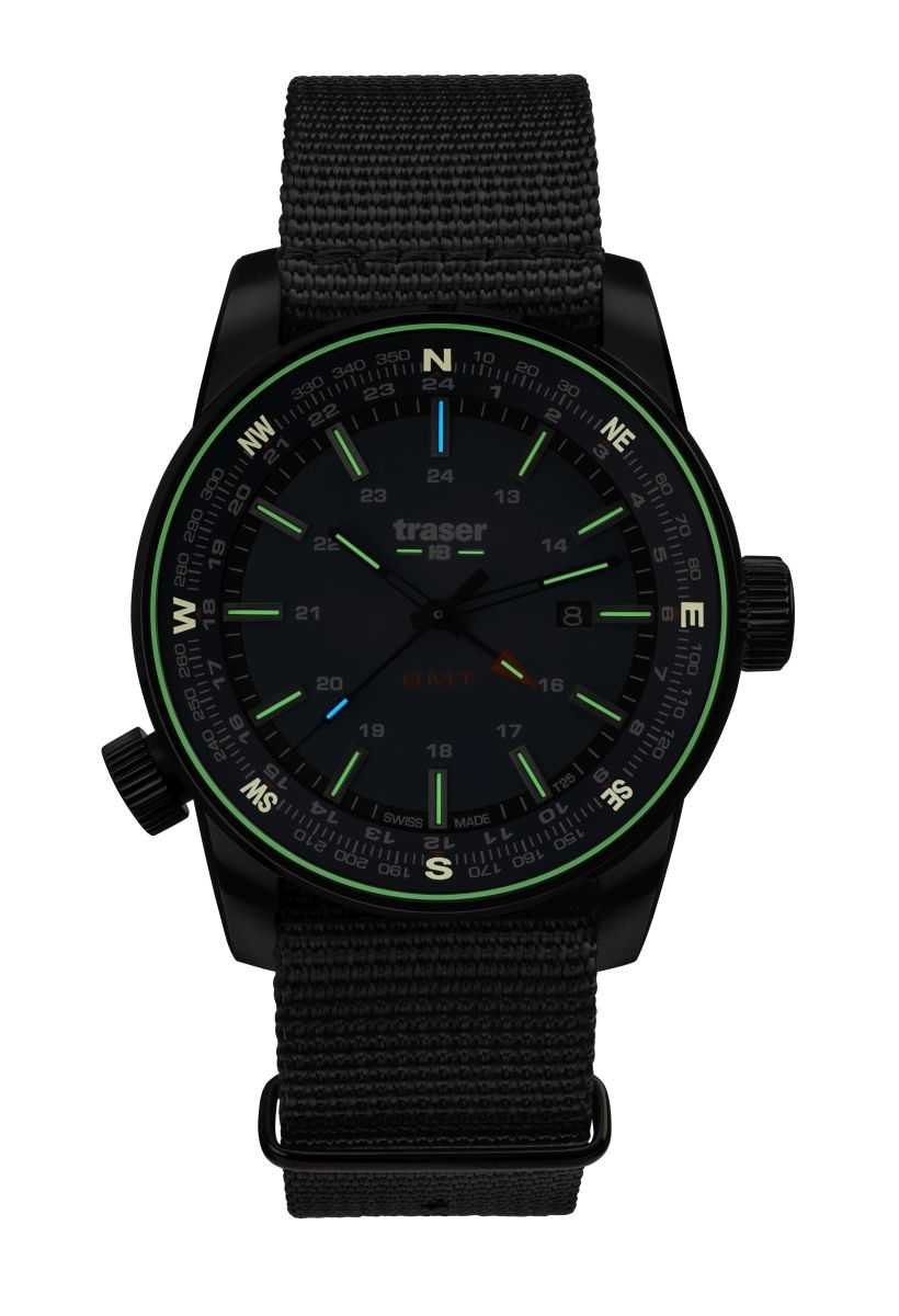 Traser Quarzuhr P68 Pathfinder GMT Herrenuhr Grün 109035 Natoband 46 mm, mit trigalight® Selbstleucht-Technologie
