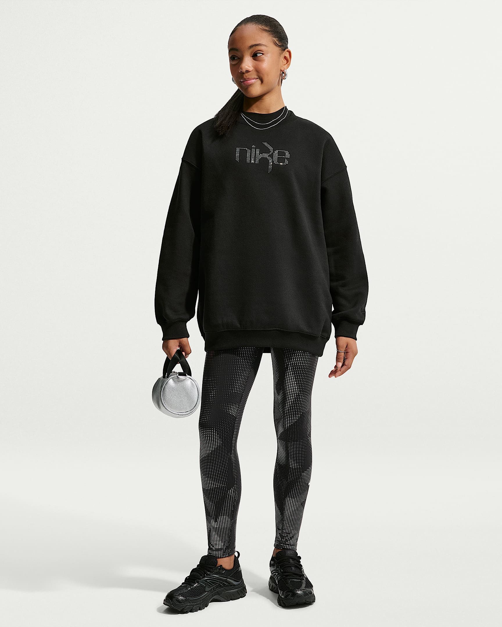 Nike Sportswear Sweatshirt G STUDIO FLC OS CREW SHINE für Mädchen und Jugendliche – Bild 4 von 5