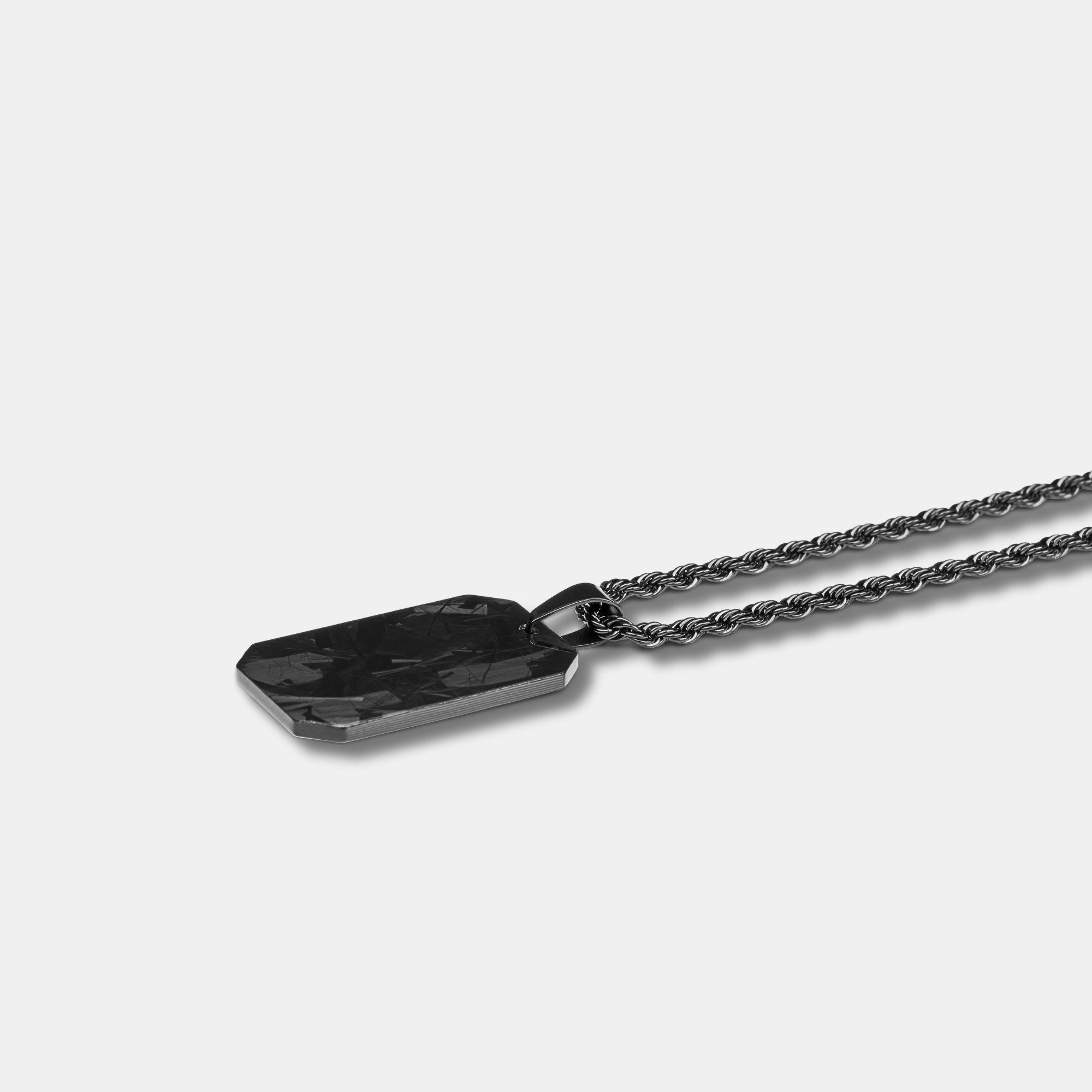 CRBNCNCPT Kette mit Anhänger Carbon Dog Tag Anhänger mit schwarzer Edelstahl Kette Herren Halskette