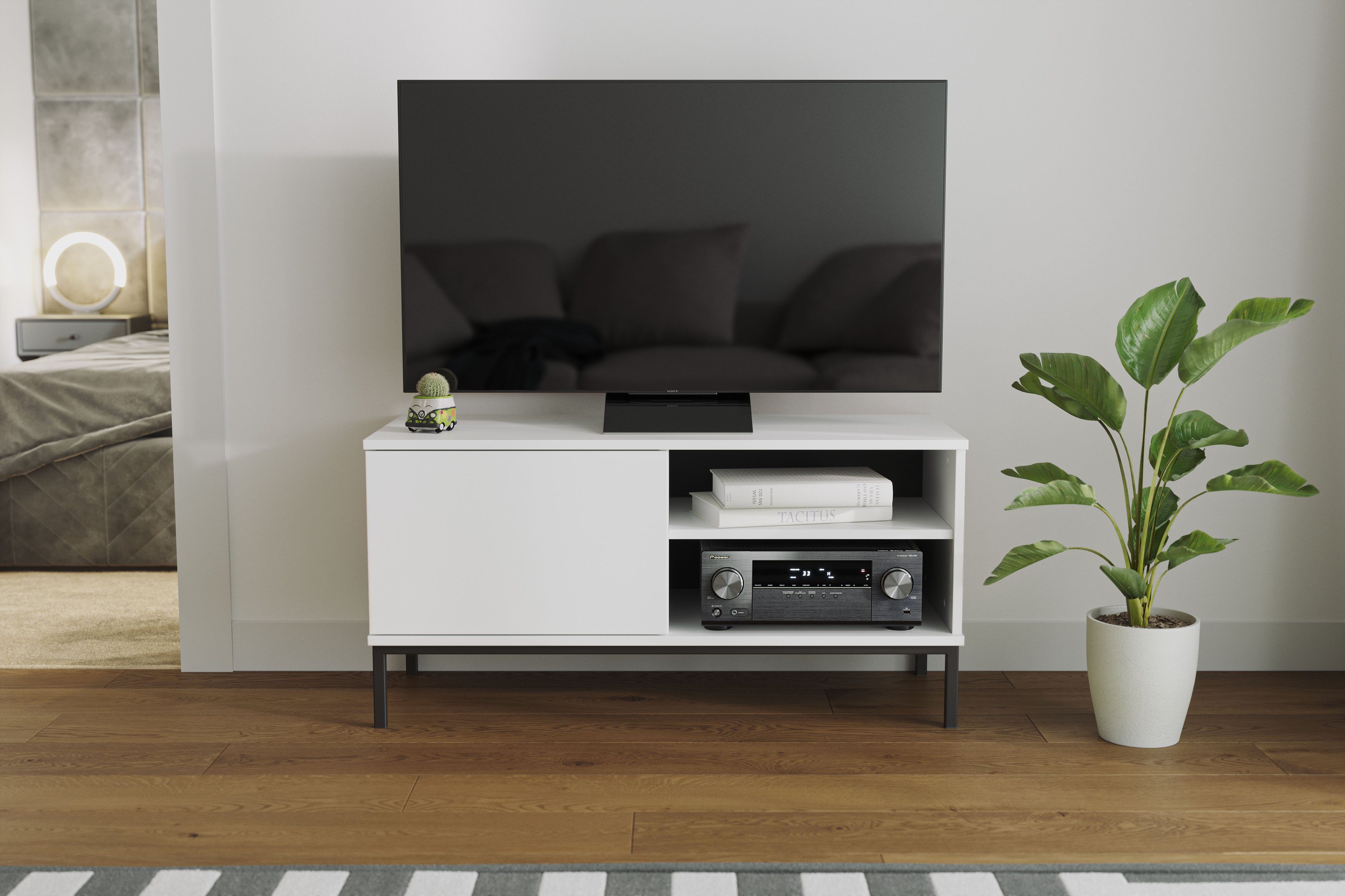 Furnix TV-Schrank Kommode FORSETTI RTV1D Fernsehschrank mit Klapptür, offene Regale B100 x H50 x T41 cm Weiß matt