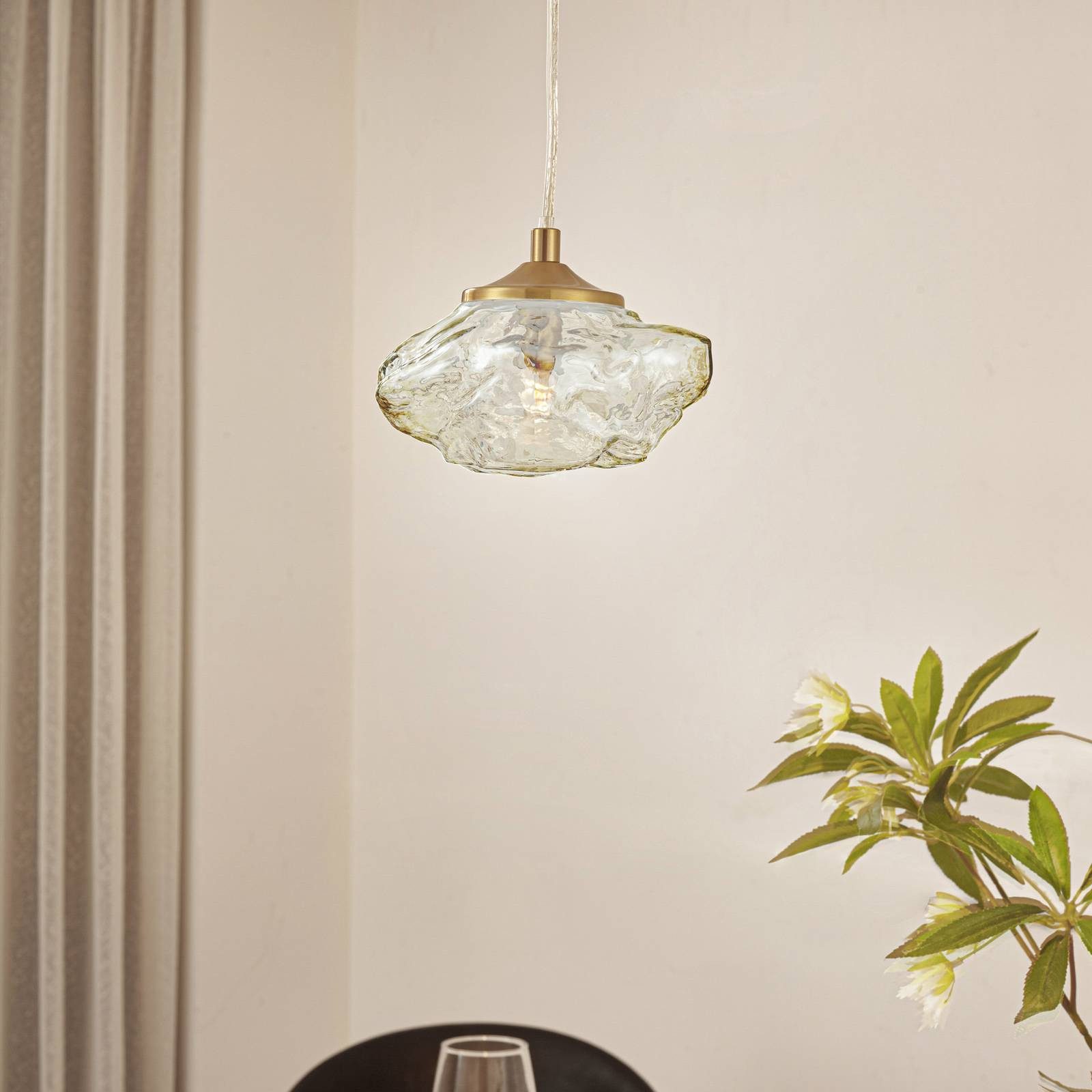Lindby Hängeleuchte Piatra, Glas Creme IP20, 1 x 8 W LED
