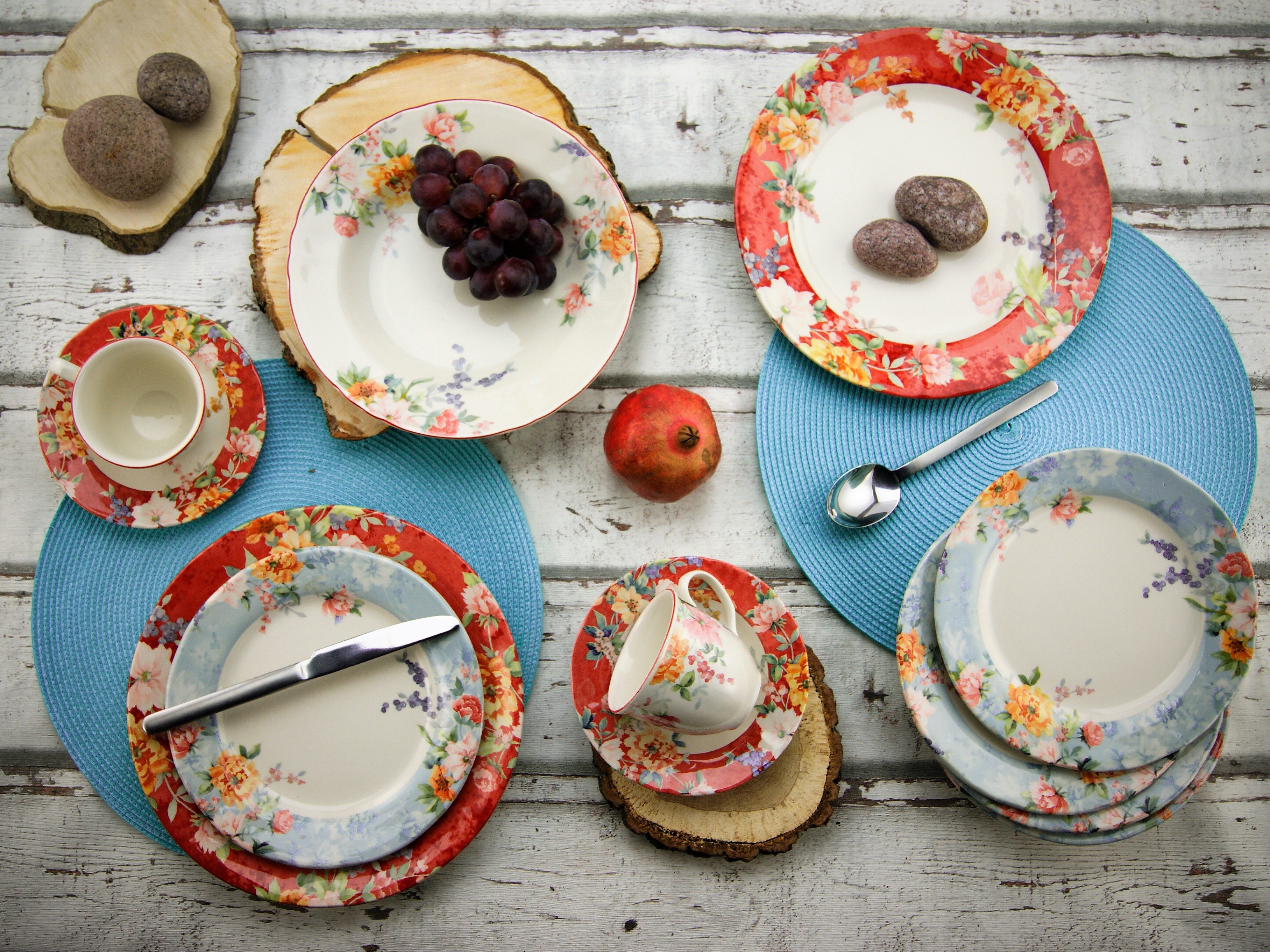 CreaTable Kombiservice Geschirr-Set Crimson (30-tlg), 6 Personen, Steingut, Service, frische Farben, Rosendekor, 30 Teile, für 6 Personen