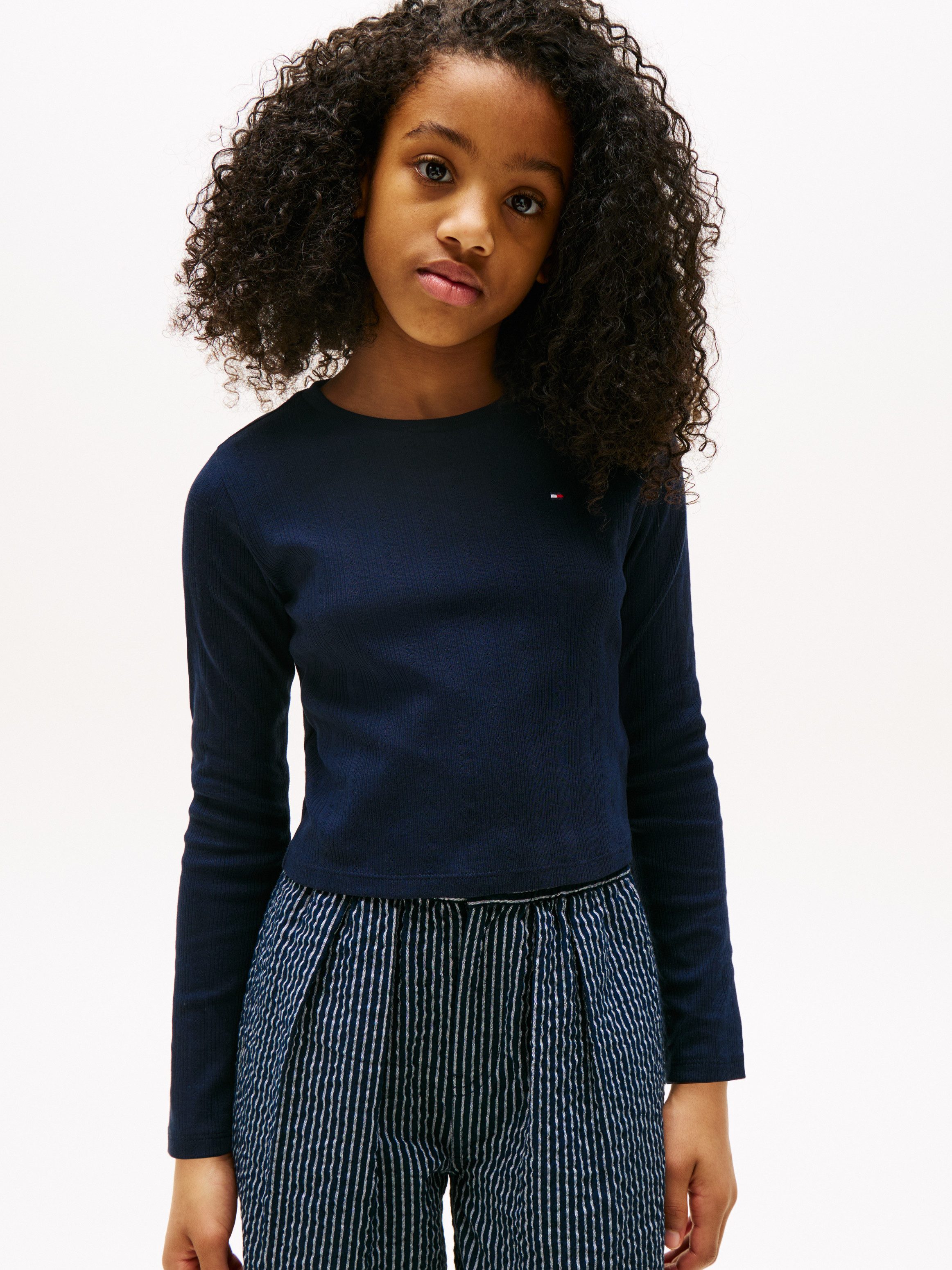 Tommy Hilfiger Langarmshirt POINTELLE TOP LS für Kinder bis 16 Jahre, mit Logo-Druck