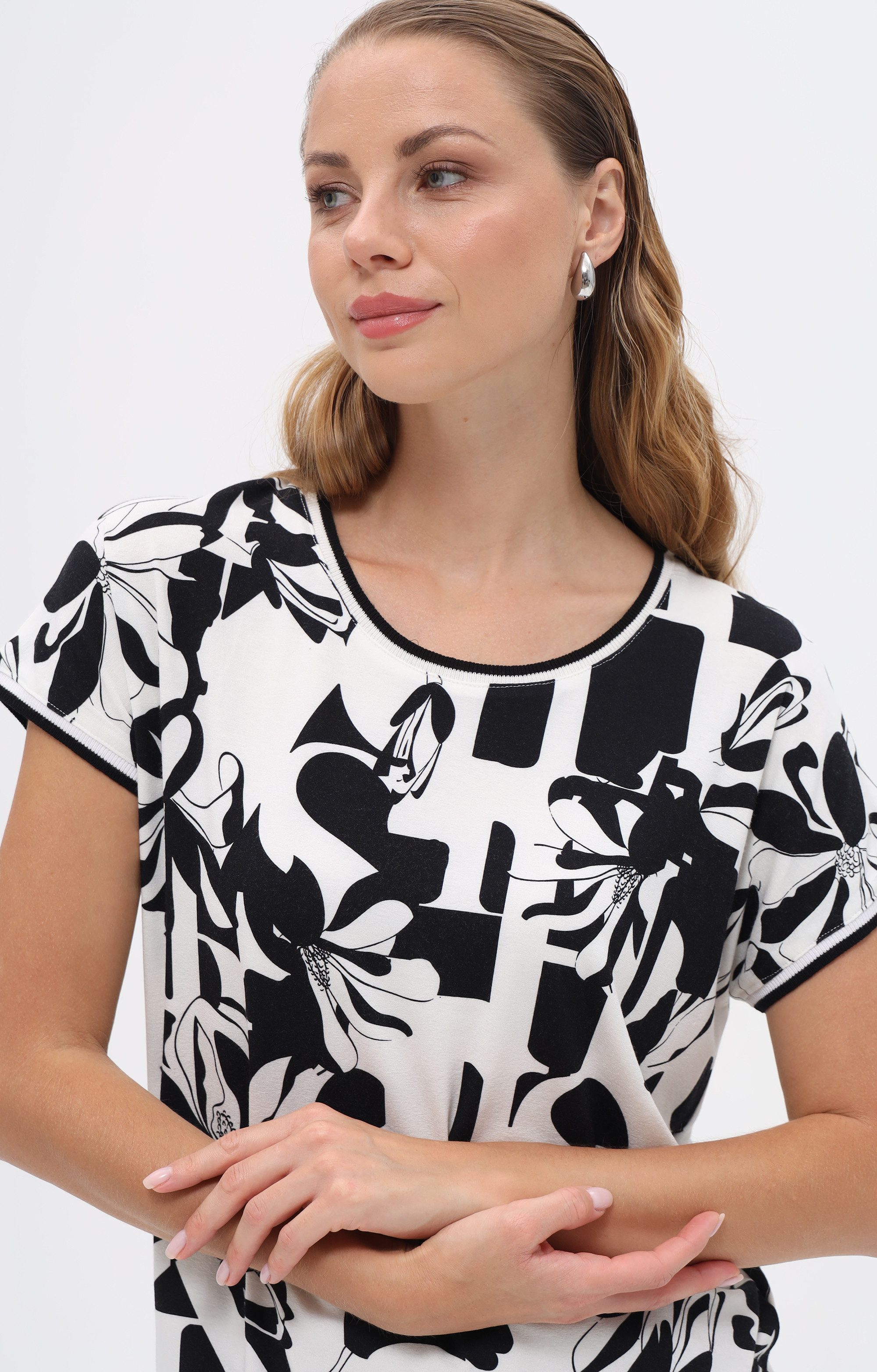 Passioni T-Shirt mit grafischen Textmustern günstig online kaufen