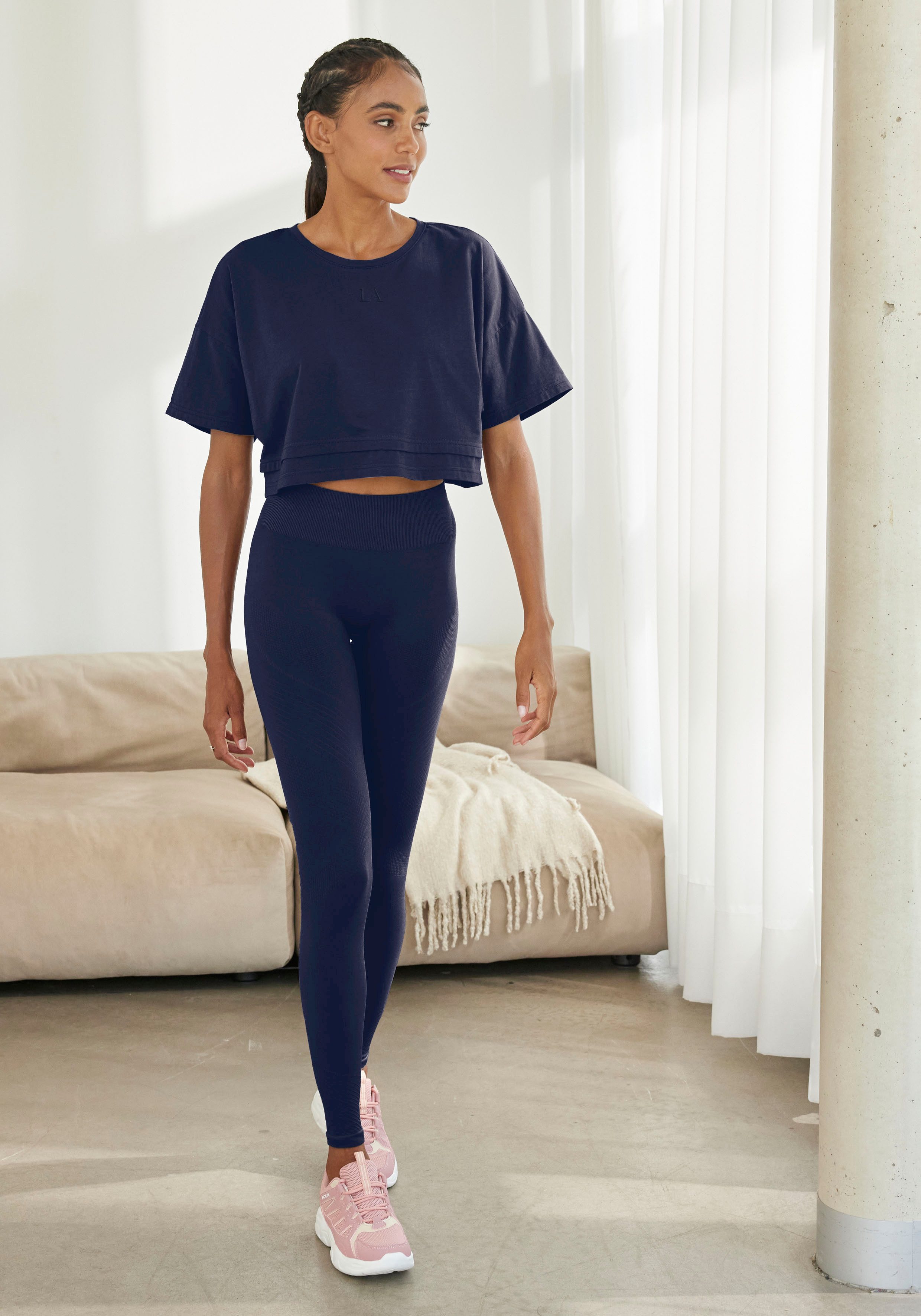 LASCANA Seamless Leggings Po Push Up mit Rippstruktur und Shapingeffekt, Sporthose, Sportleggings