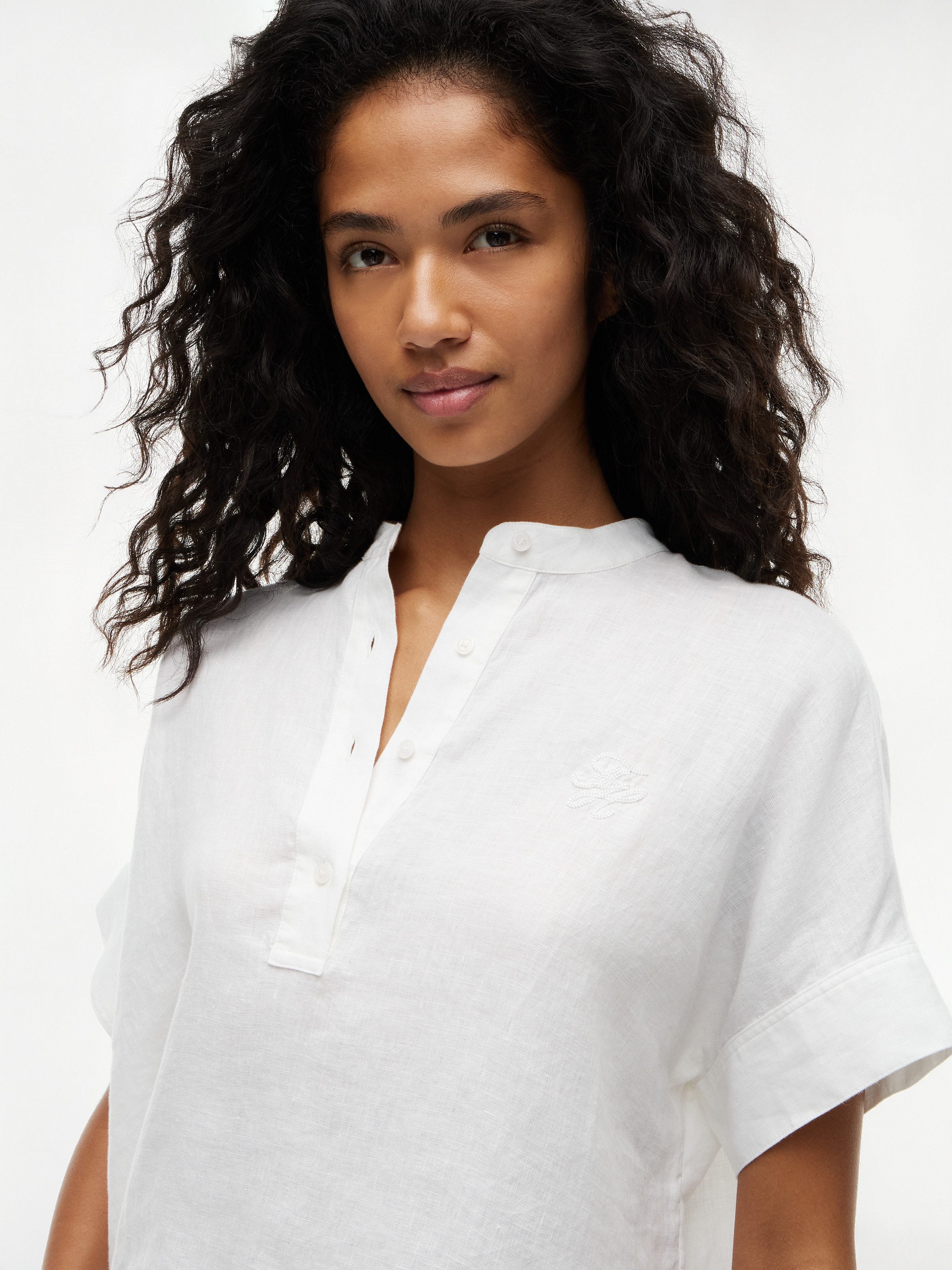 Tommy Hilfiger Kurzarmbluse SUMMER LINEN POPOVER SS SHRT Leinen, kurze Knopfleiste, hinten länger geschnitten