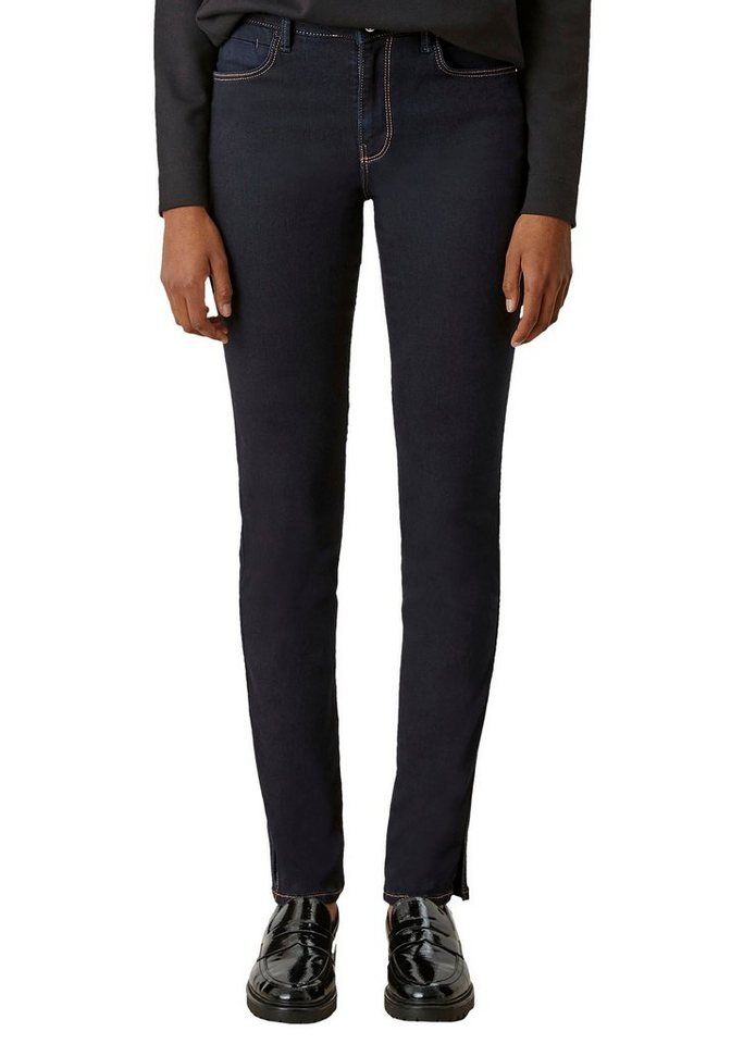s.Oliver BLACK LABEL Skinny-fit-Jeans mit Schlitzen im Beinabschluss, Passe  hinten für eine schöne Gesäßform