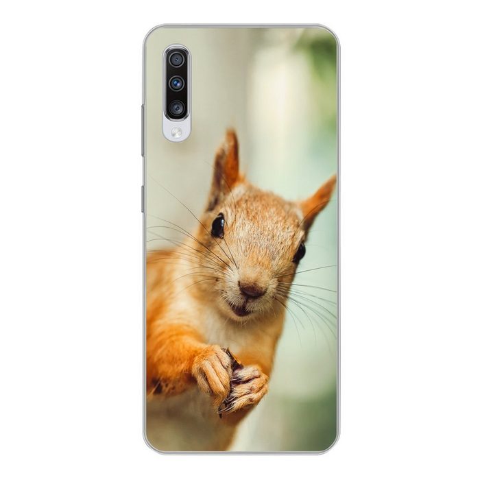 MuchoWow Handyhülle Eichhörnchen - Lustig - Nuss - Kinder - Jungen - Mädchen - Kind Phone Case Handyhülle Samsung Galaxy A70 Silikon Schutzhülle
