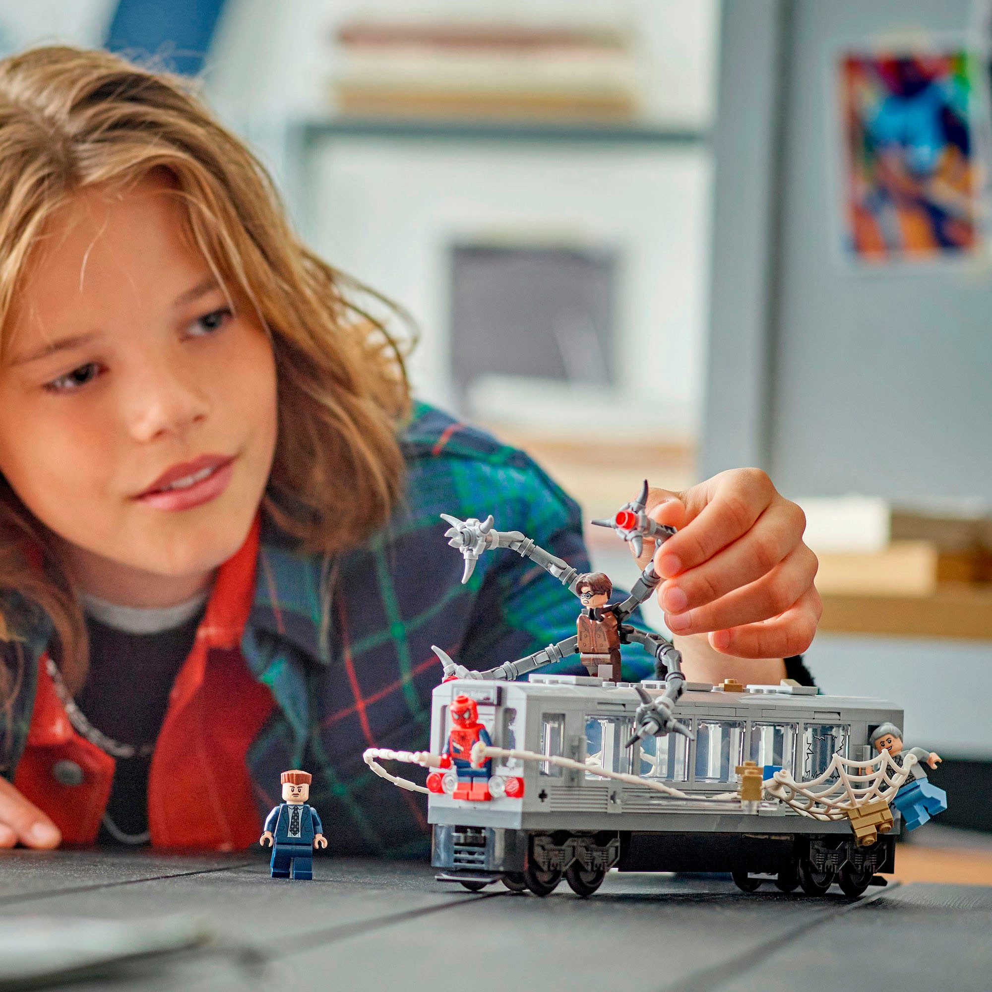 LEGO® Spider-Man vs. Doc Ock: Showdown in der U-Bahn (76321) Konstruktionss günstig online kaufen